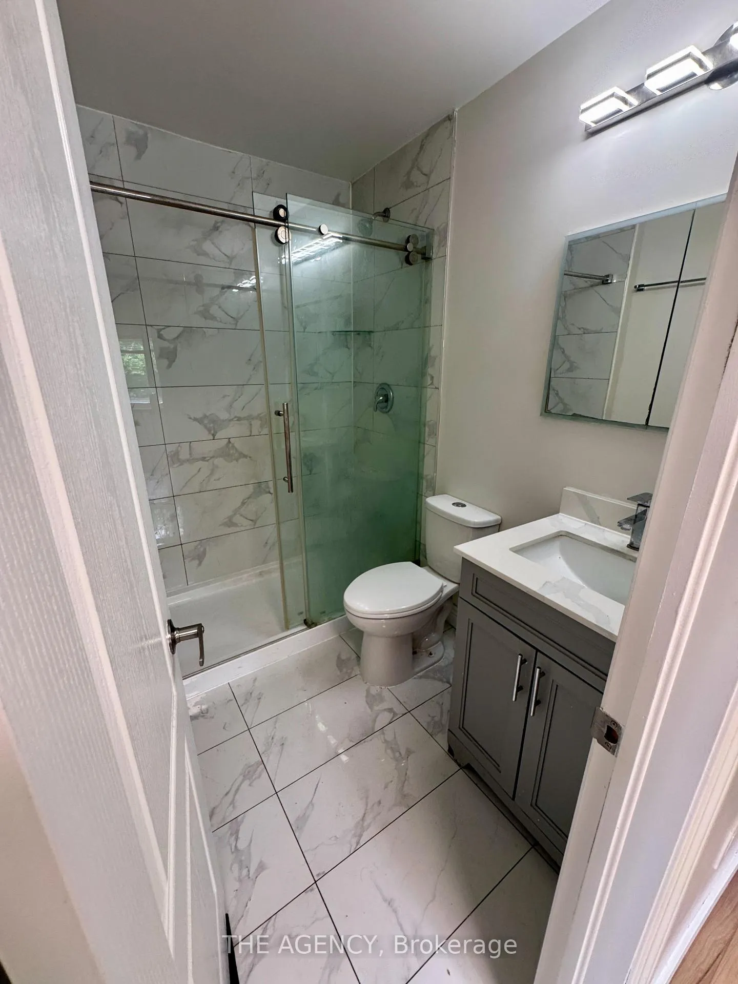 Photo 16 of 2720 Windjammer Road, Mississauga, Erin Mills — HOMEH