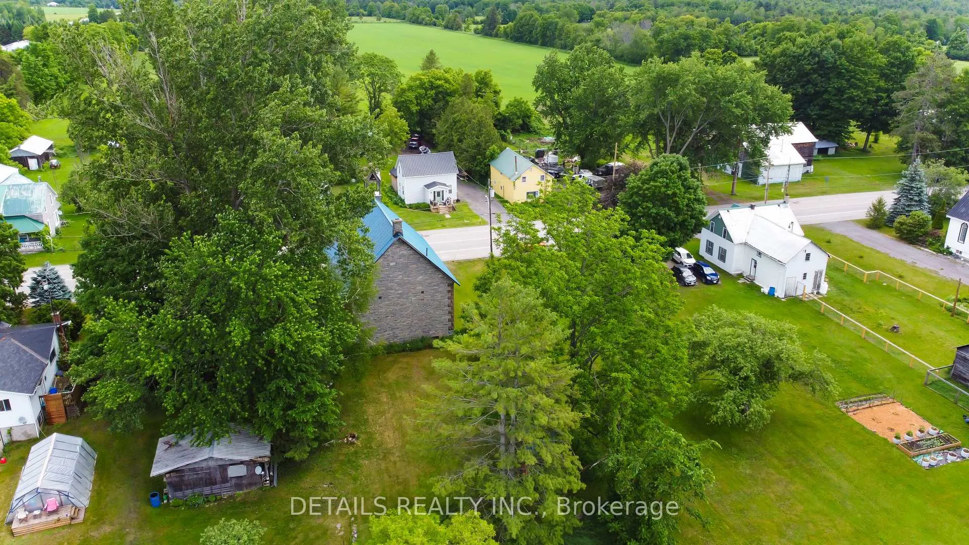 Photo 5 of 2037 Concession 6C Road, Lanark Highlands, Lanark Highlands (Lanark) Twp — HOMEH