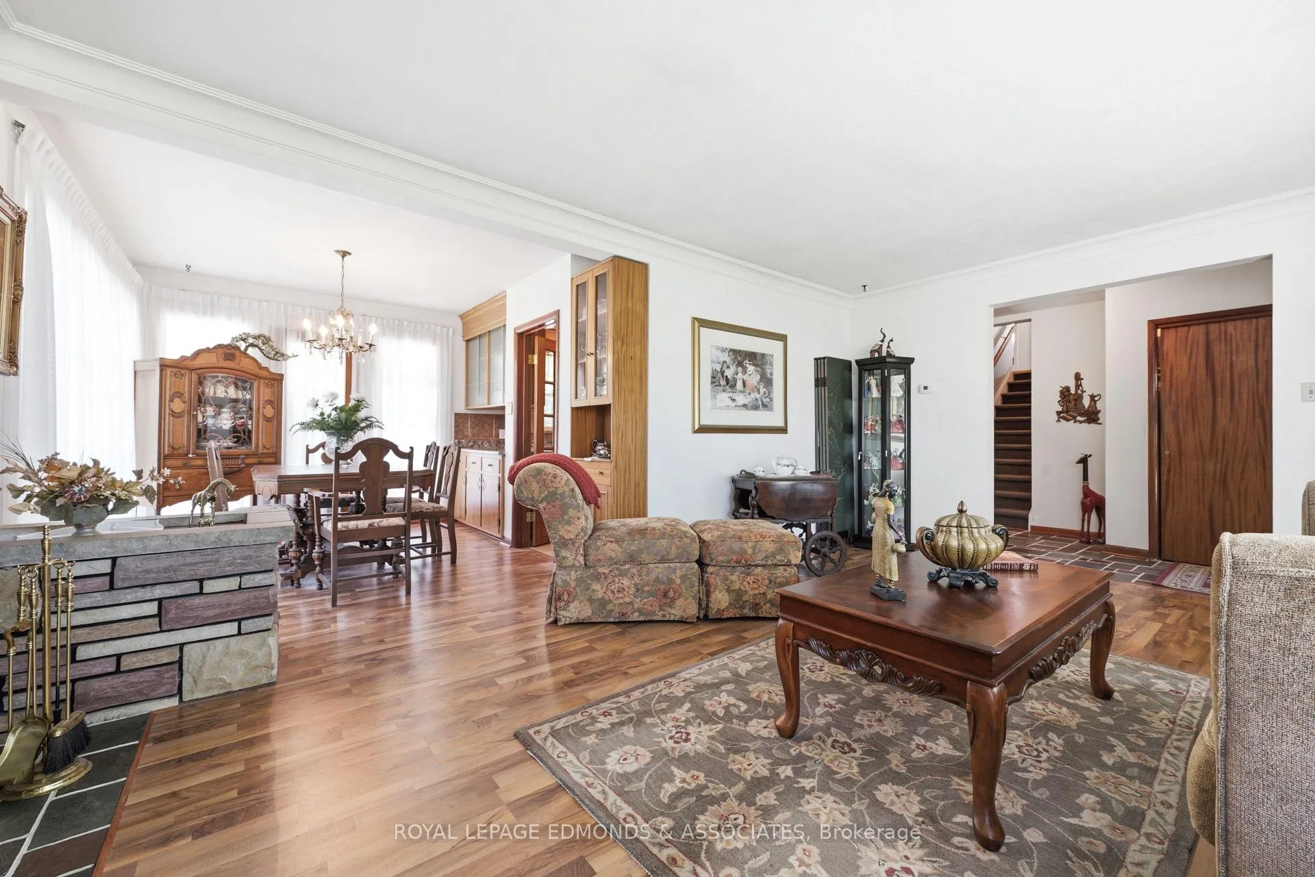 Photo 13 of 28 Barry Street, Laurentian Valley, Laurentian Valley — HOMEH