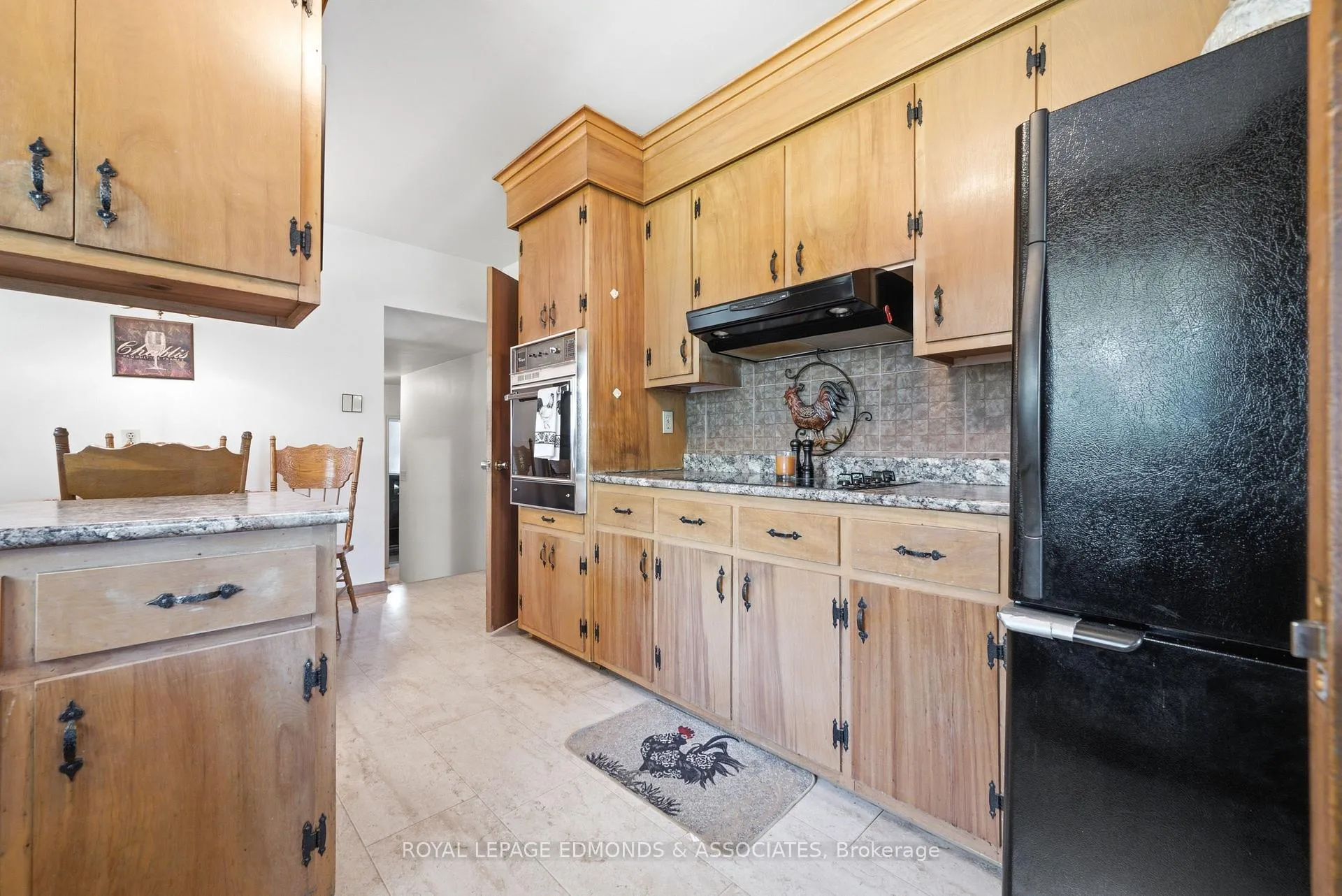 Photo 17 of 28 Barry Street, Laurentian Valley, Laurentian Valley — HOMEH