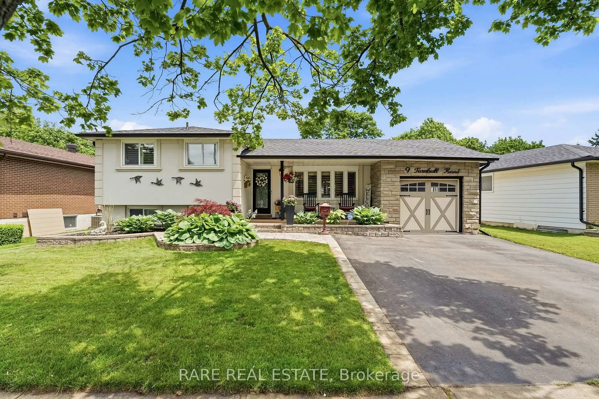 Photo 1 of 9 Turnbull Road, Ajax, South East — HOMEH