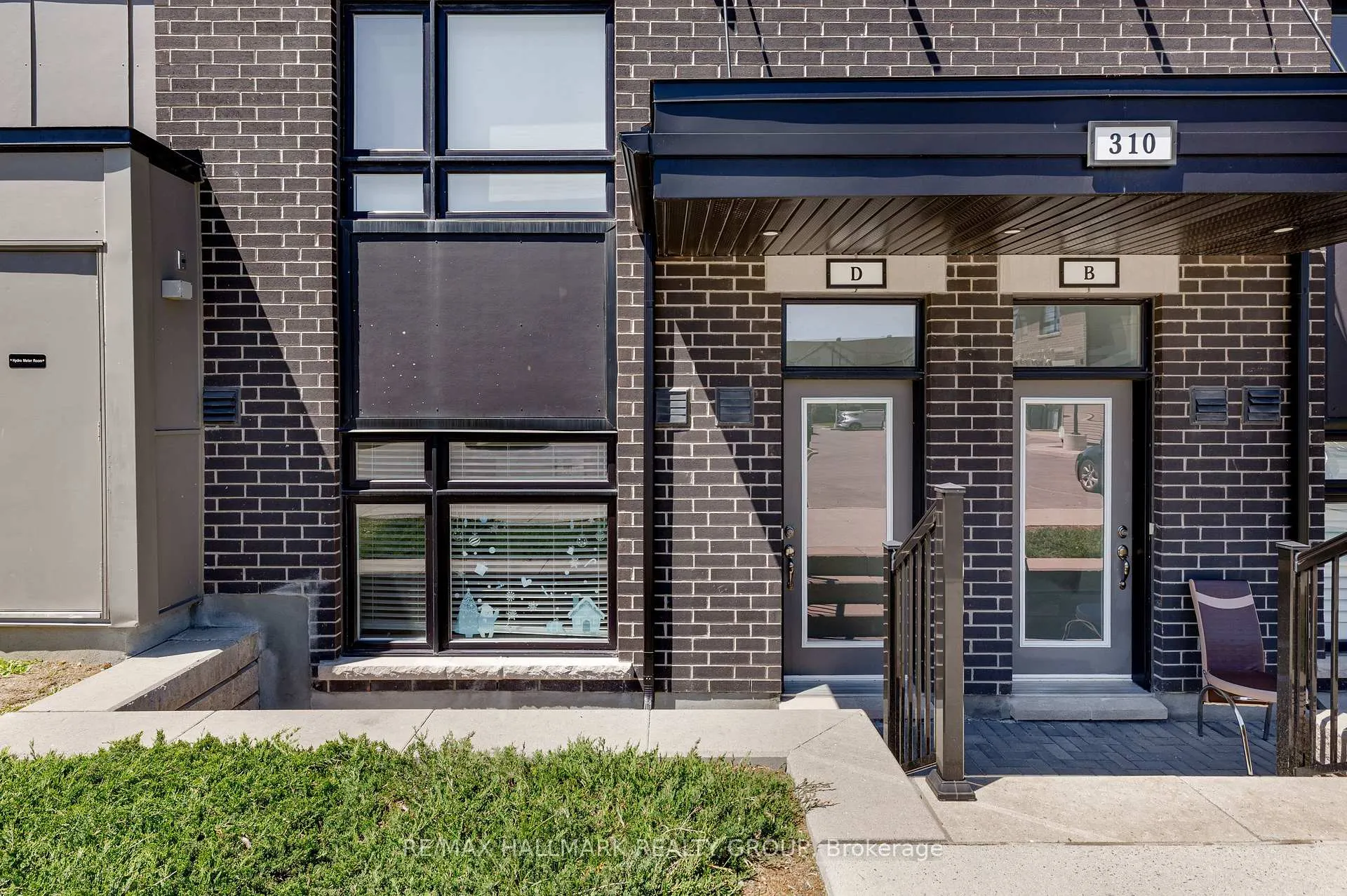 Photo 4 of Unit D, 310 Tulum Crescent, Ottawa, Kanata - Emerald Meadows/Trailwest — HOMEH