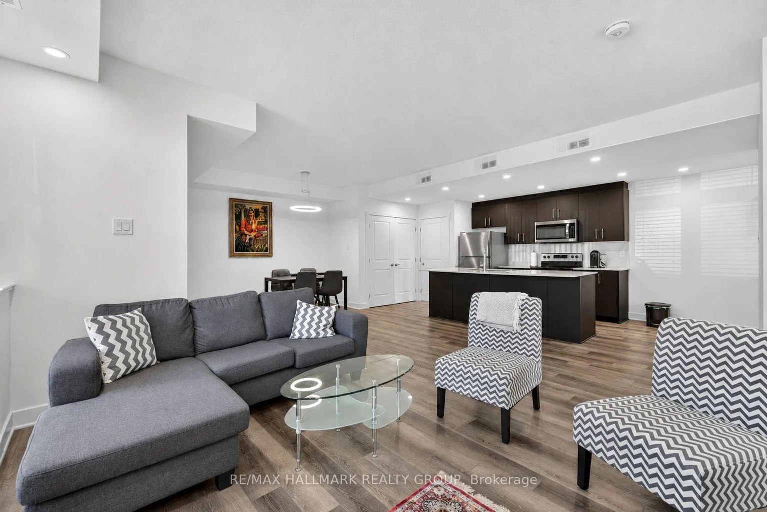 Photo 12 of Unit D, 310 Tulum Crescent, Ottawa, Kanata - Emerald Meadows/Trailwest — HOMEH