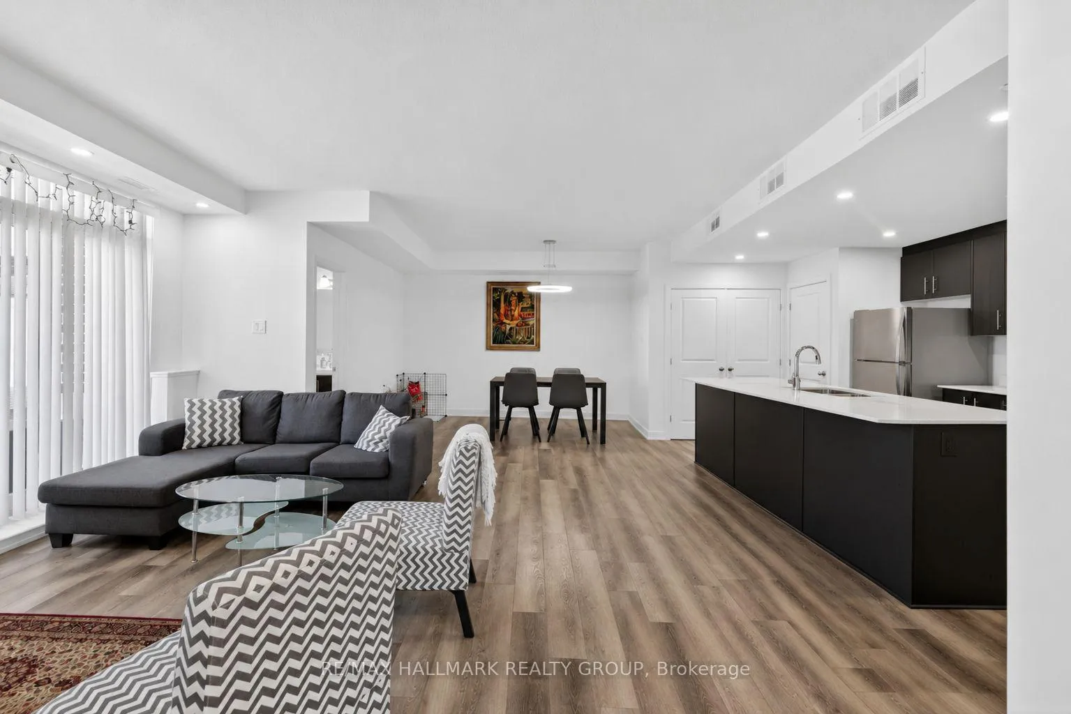 Photo 15 of Unit D, 310 Tulum Crescent, Ottawa, Kanata - Emerald Meadows/Trailwest — HOMEH