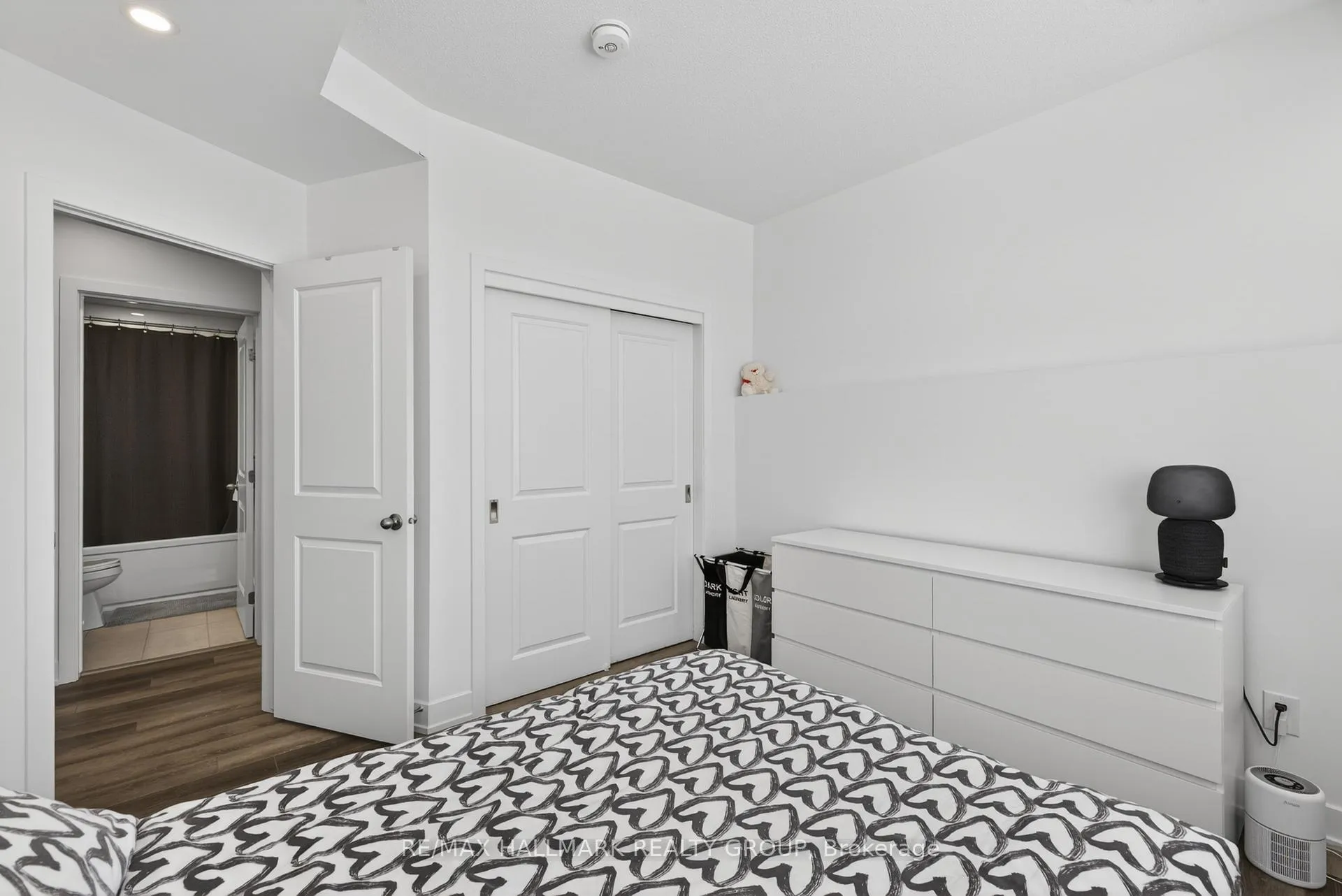 Photo 26 of Unit D, 310 Tulum Crescent, Ottawa, Kanata - Emerald Meadows/Trailwest — HOMEH