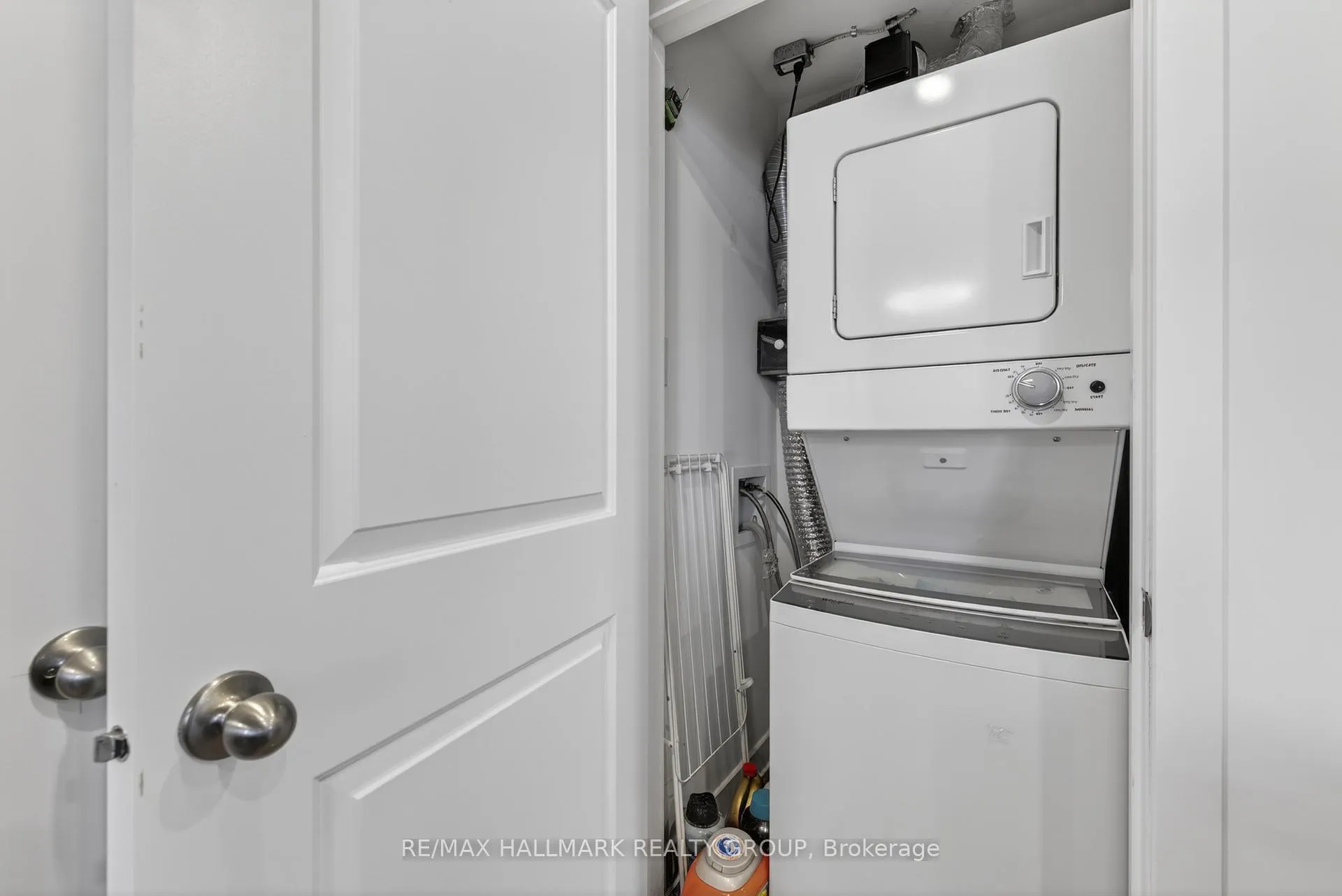 Photo 31 of Unit D, 310 Tulum Crescent, Ottawa, Kanata - Emerald Meadows/Trailwest — HOMEH
