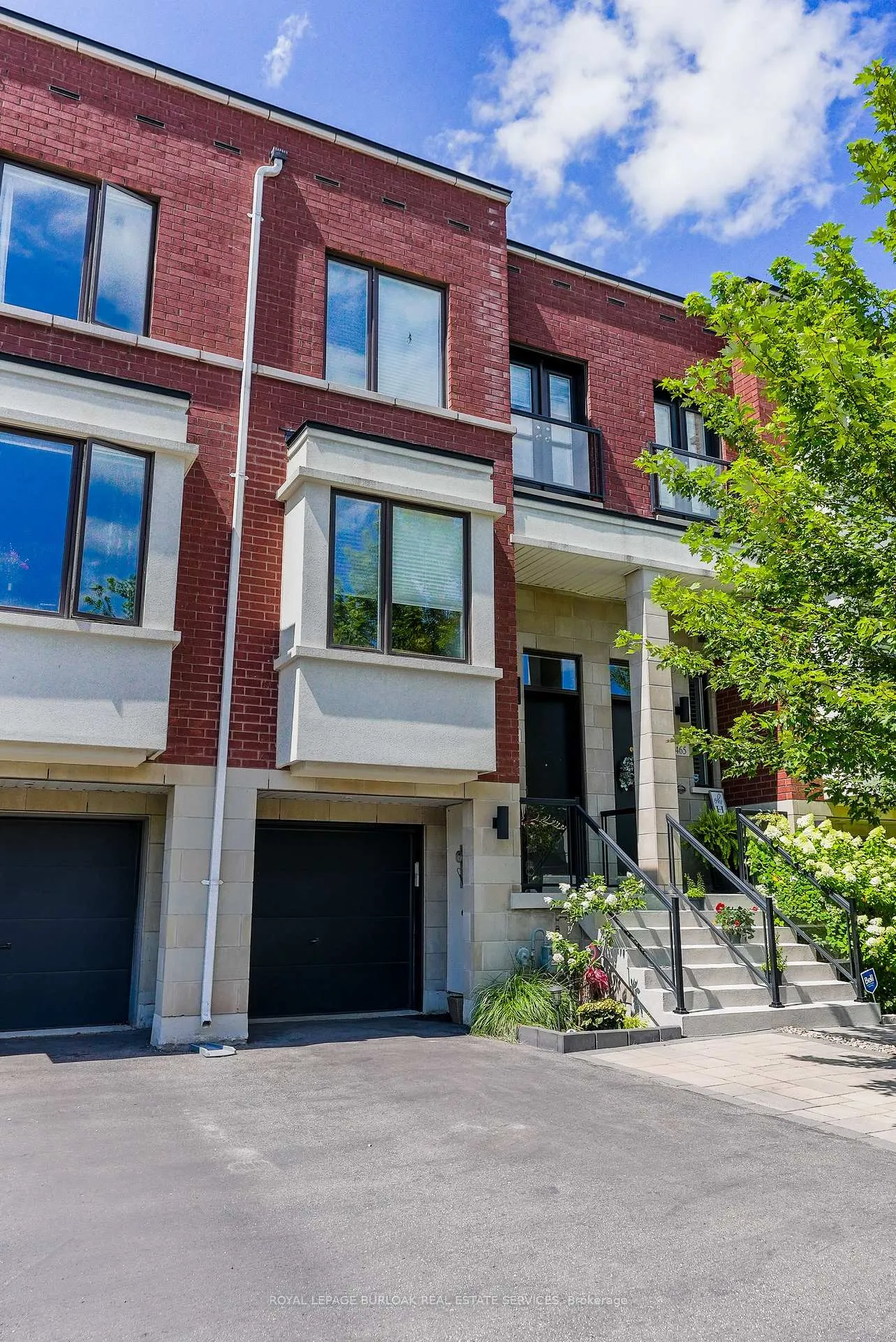 Photo 4 of 467 Nautical Boulevard, Oakville, Bronte — HOMEH