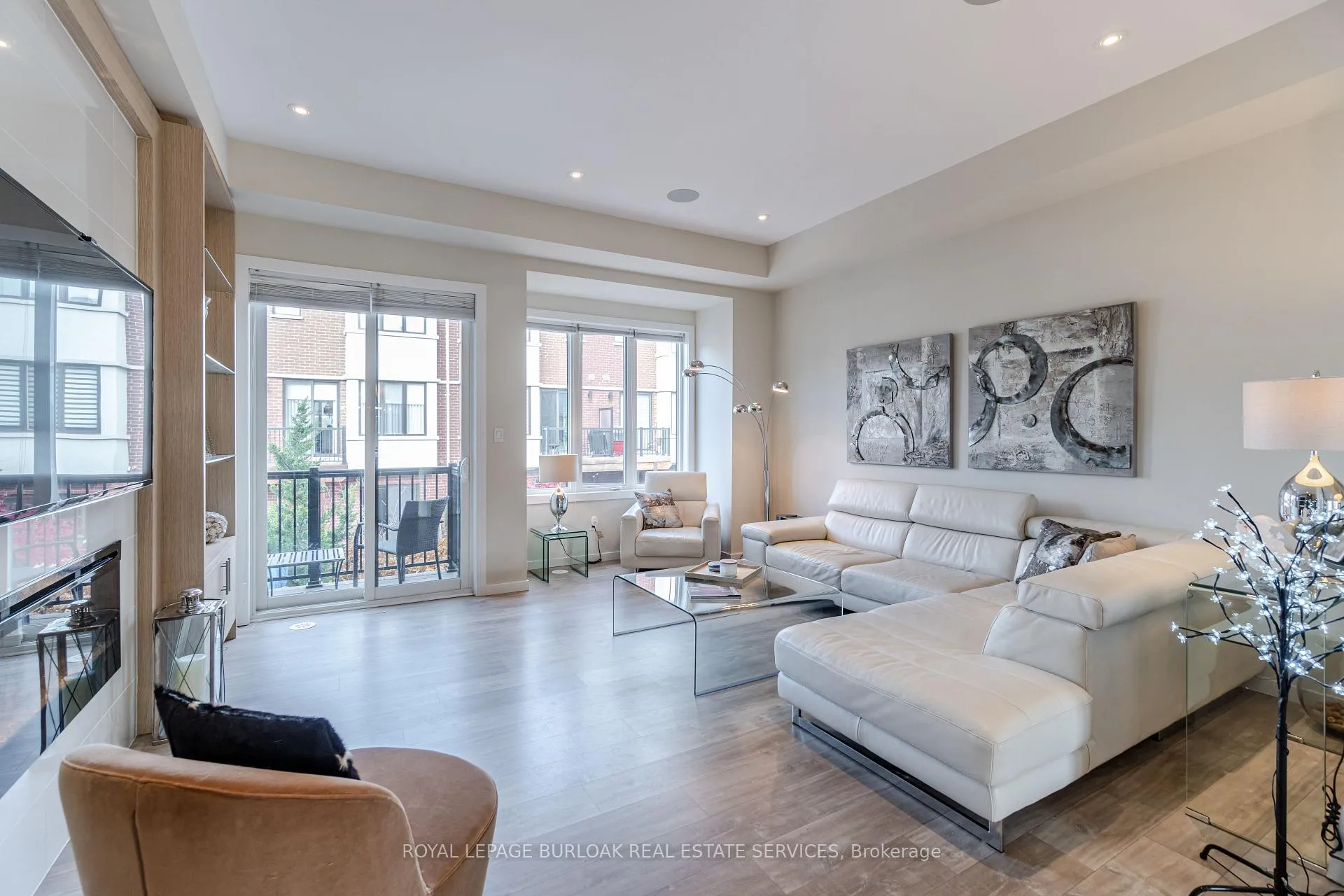 Photo 10 of 467 Nautical Boulevard, Oakville, Bronte — HOMEH