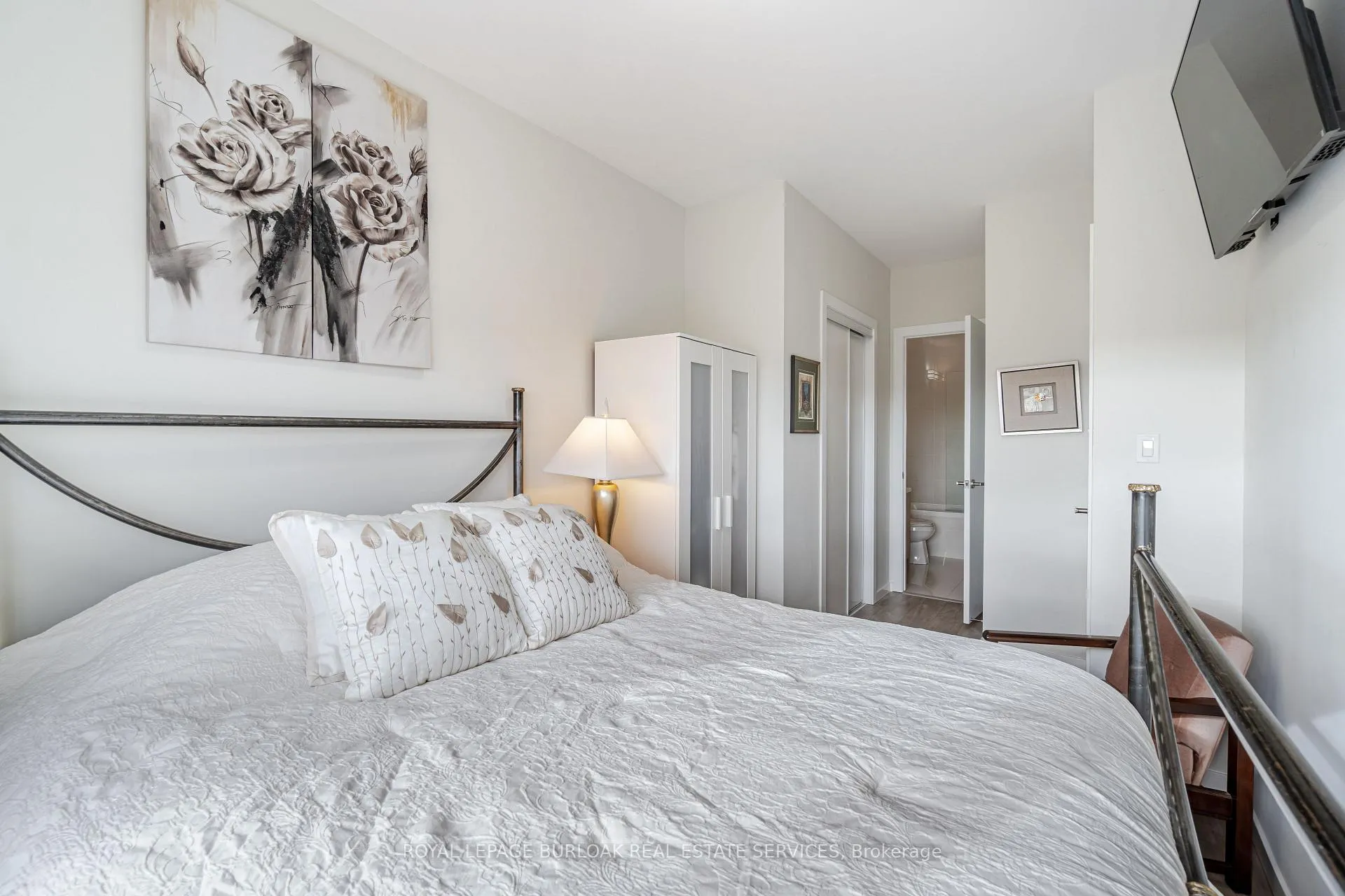 Photo 17 of 467 Nautical Boulevard, Oakville, Bronte — HOMEH