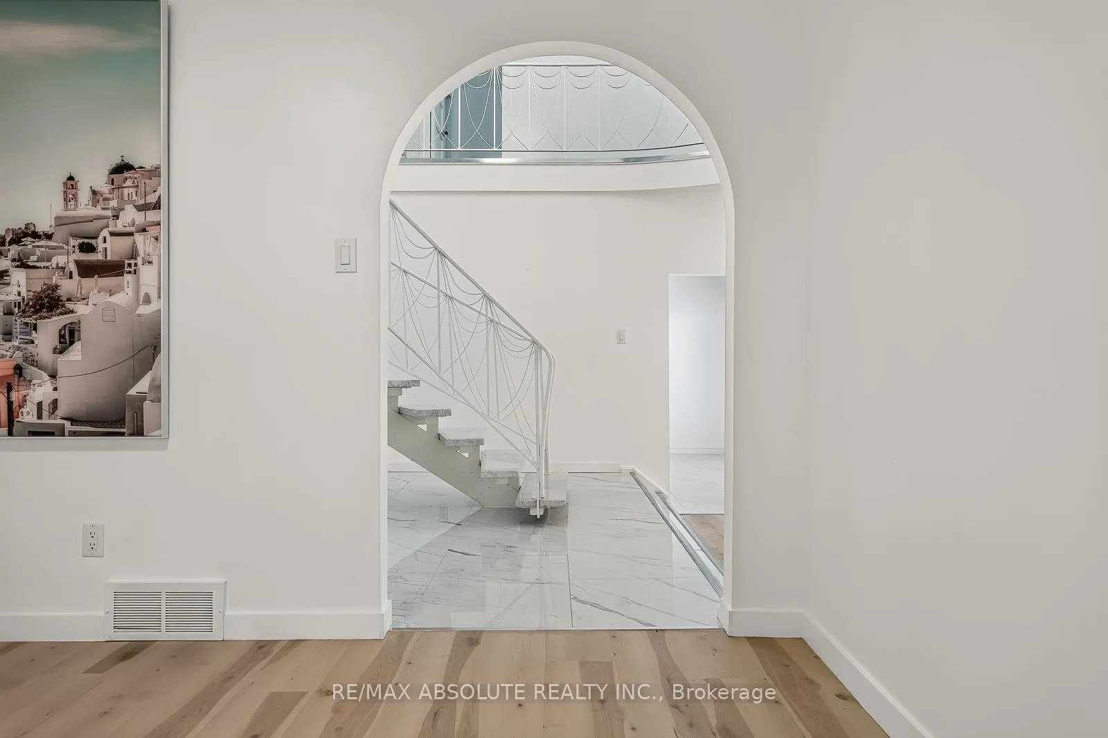 Photo 8 of 1444 Normandy Crescent, Ottawa, Carleton Heights — HOMEH