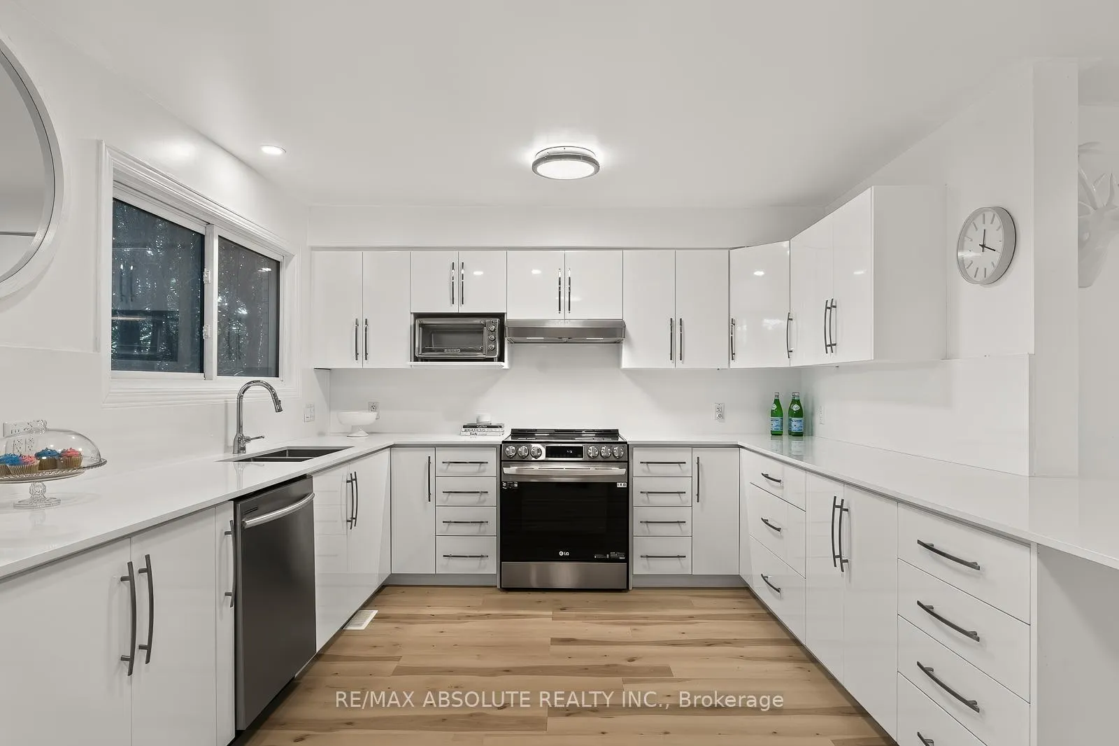 Photo 11 of 1444 Normandy Crescent, Ottawa, Carleton Heights — HOMEH