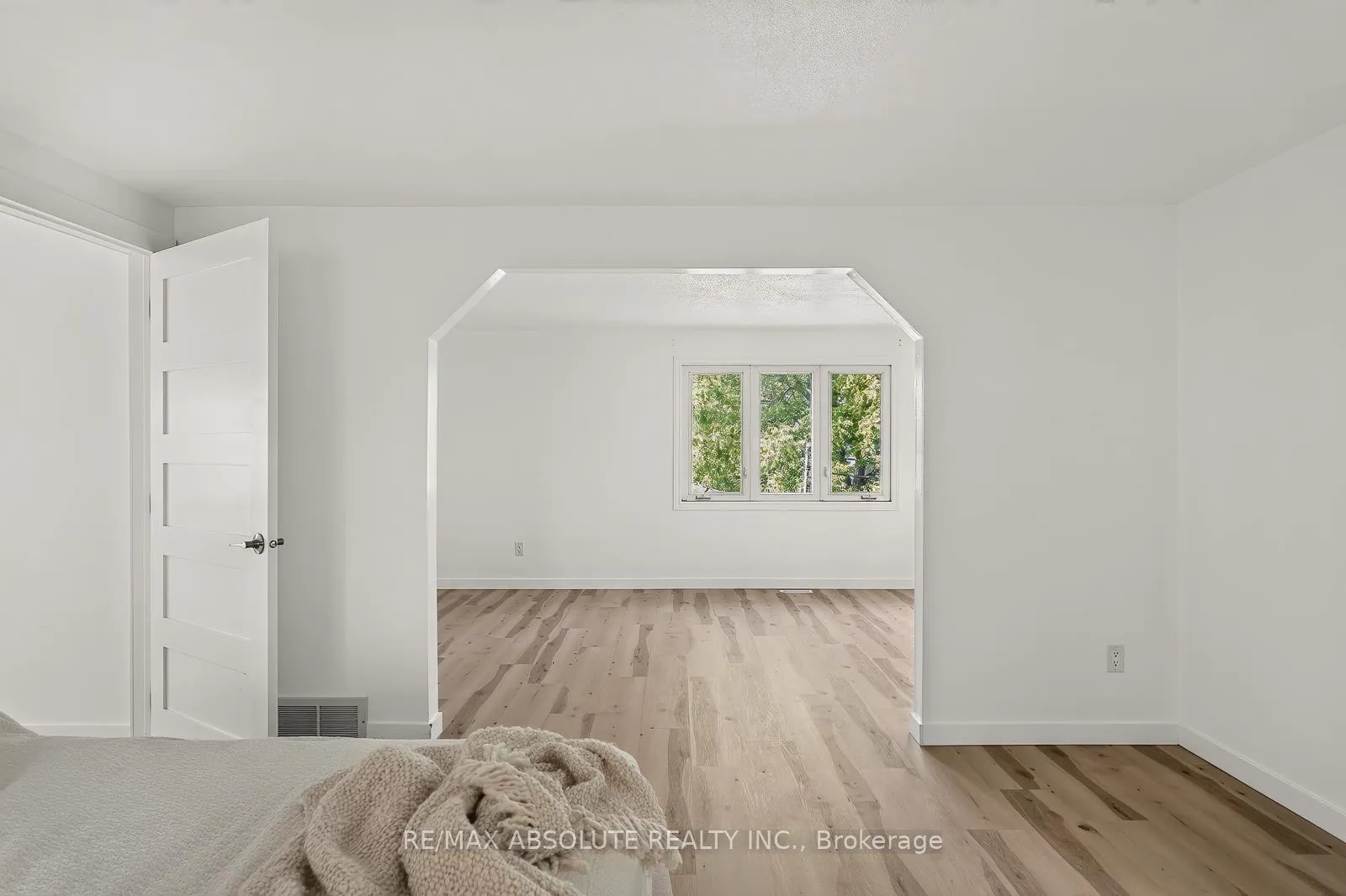 Photo 31 of 1444 Normandy Crescent, Ottawa, Carleton Heights — HOMEH