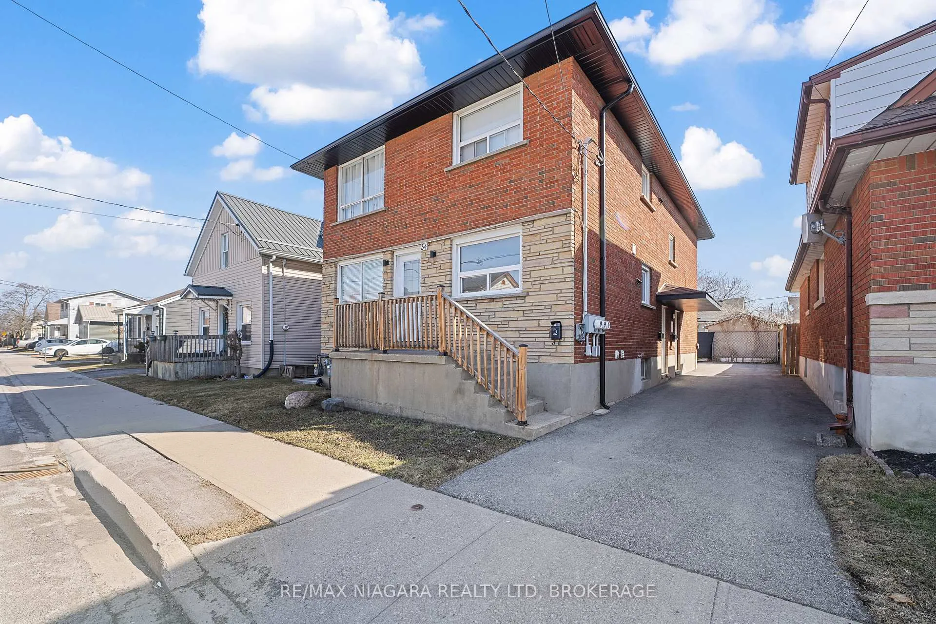 Photo 2 of Unit BASEMENT, 34 St George Street, St. Catharines, Facer — HOMEH