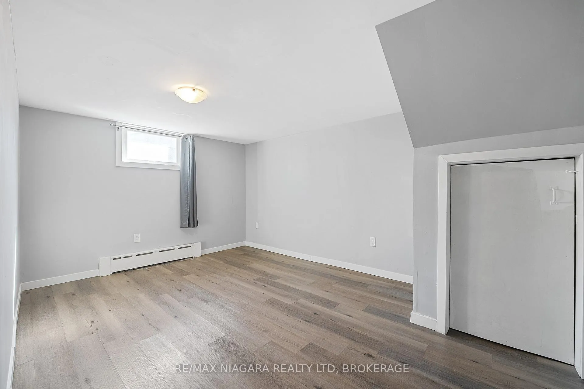 Photo 10 of Unit BASEMENT, 34 St George Street, St. Catharines, Facer — HOMEH