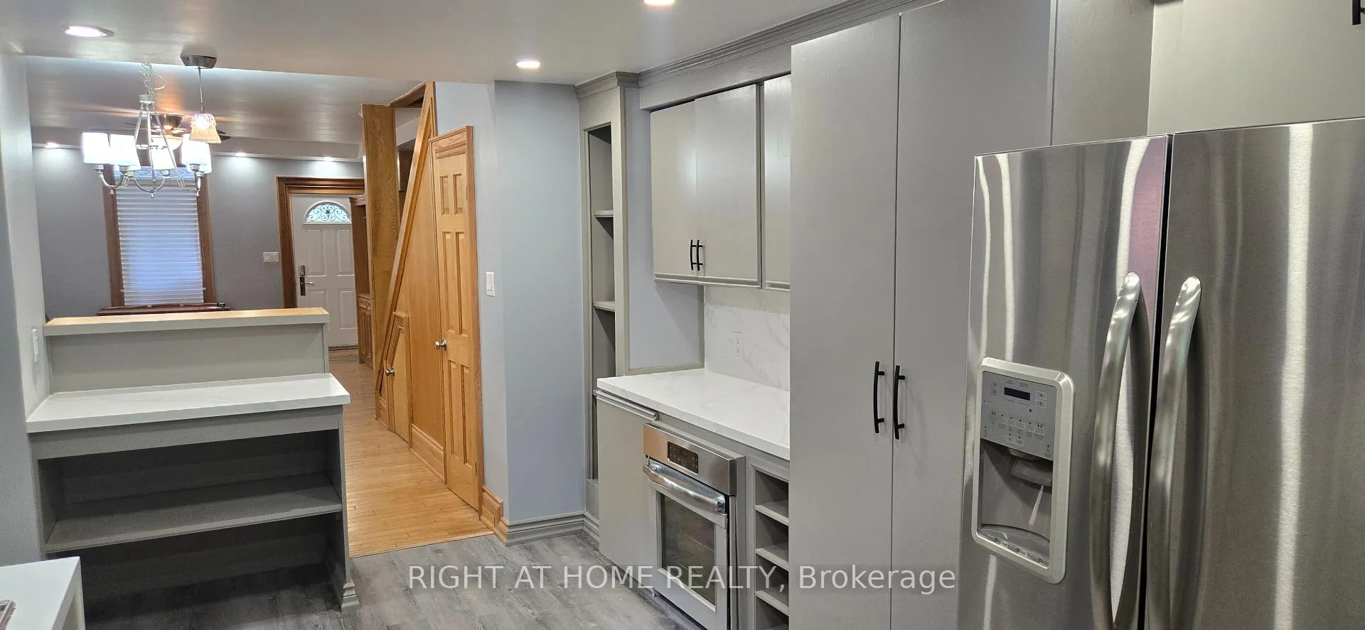 Photo 5 of 258 Howland Avenue, Toronto, The Annex — HOMEH