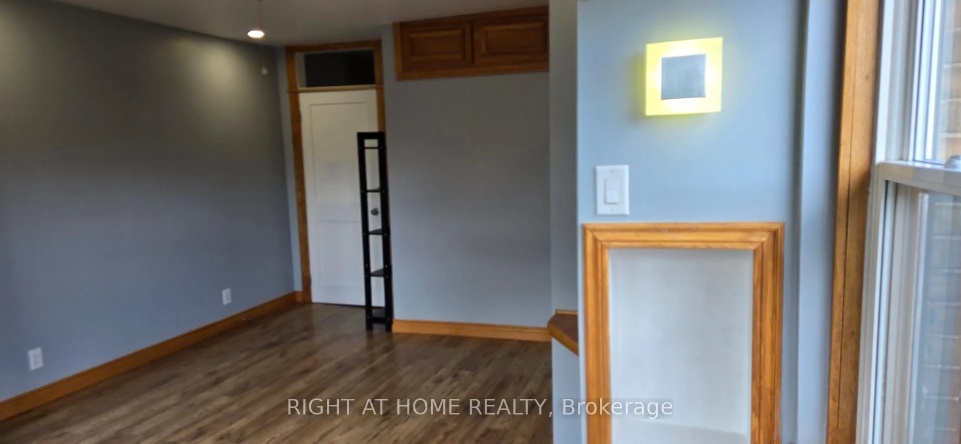 Photo 11 of 258 Howland Avenue, Toronto, The Annex — HOMEH