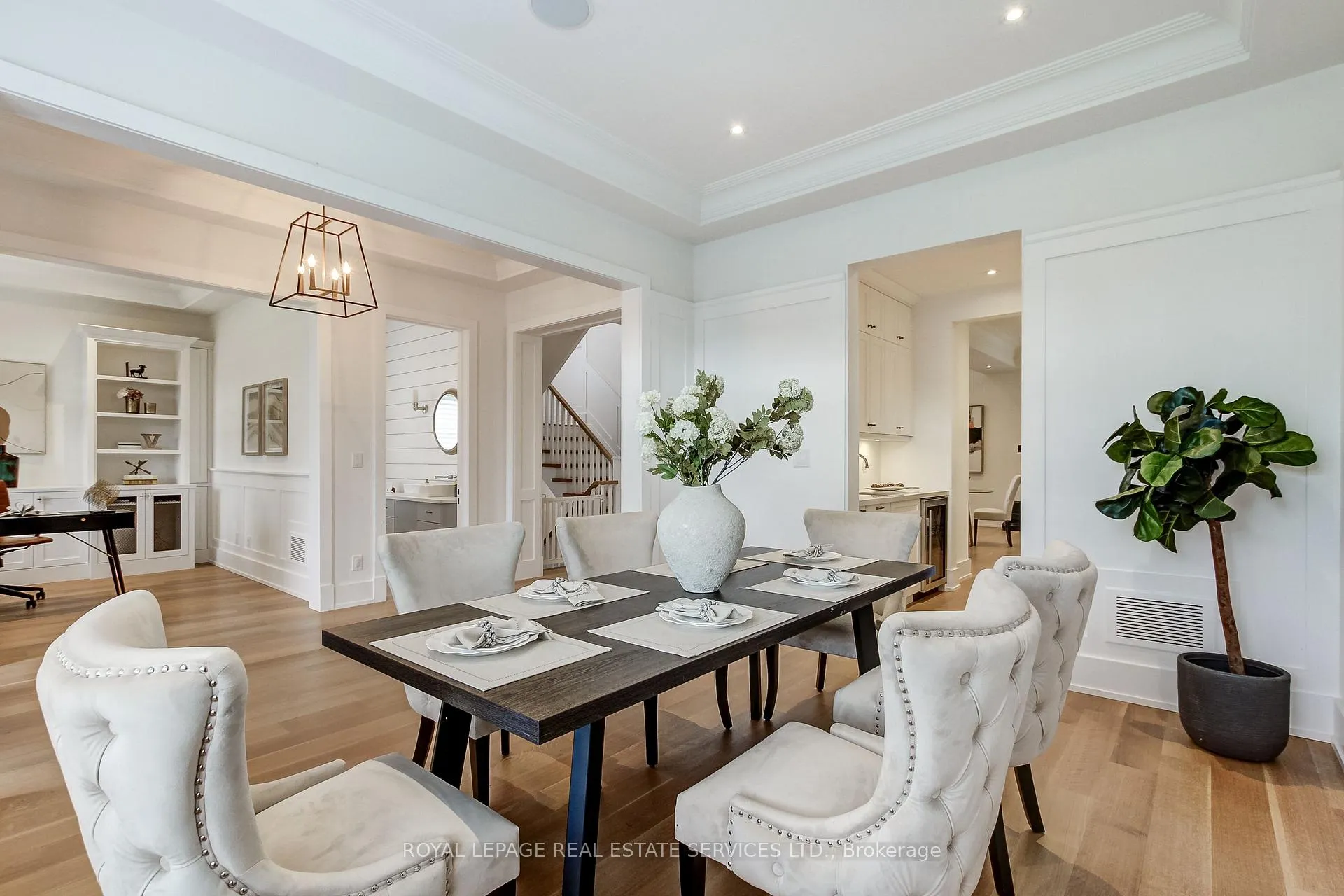 Photo 7 of 433 Jeanette Drive, Oakville, West — HOMEH