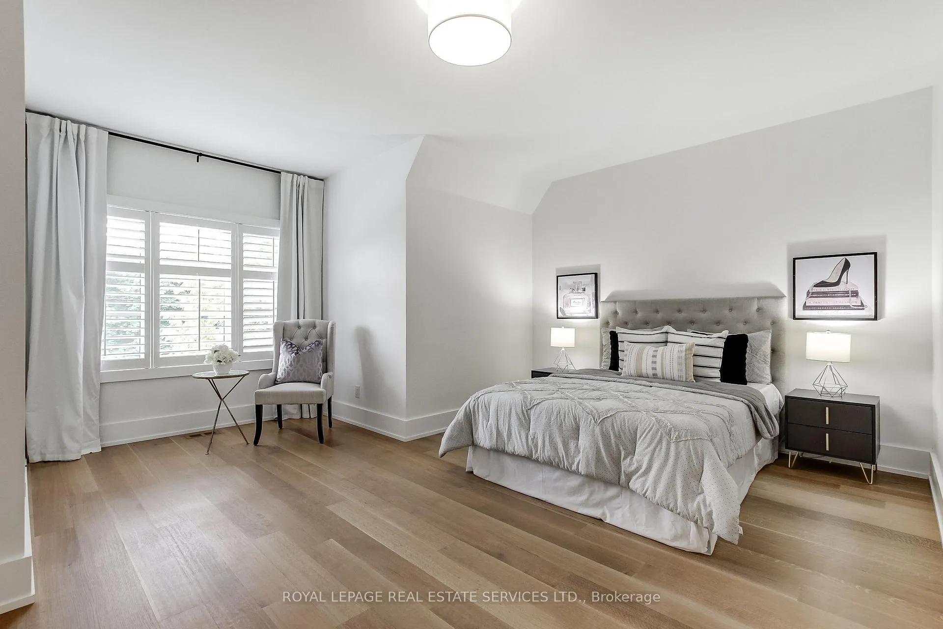 Photo 32 of 433 Jeanette Drive, Oakville, West — HOMEH