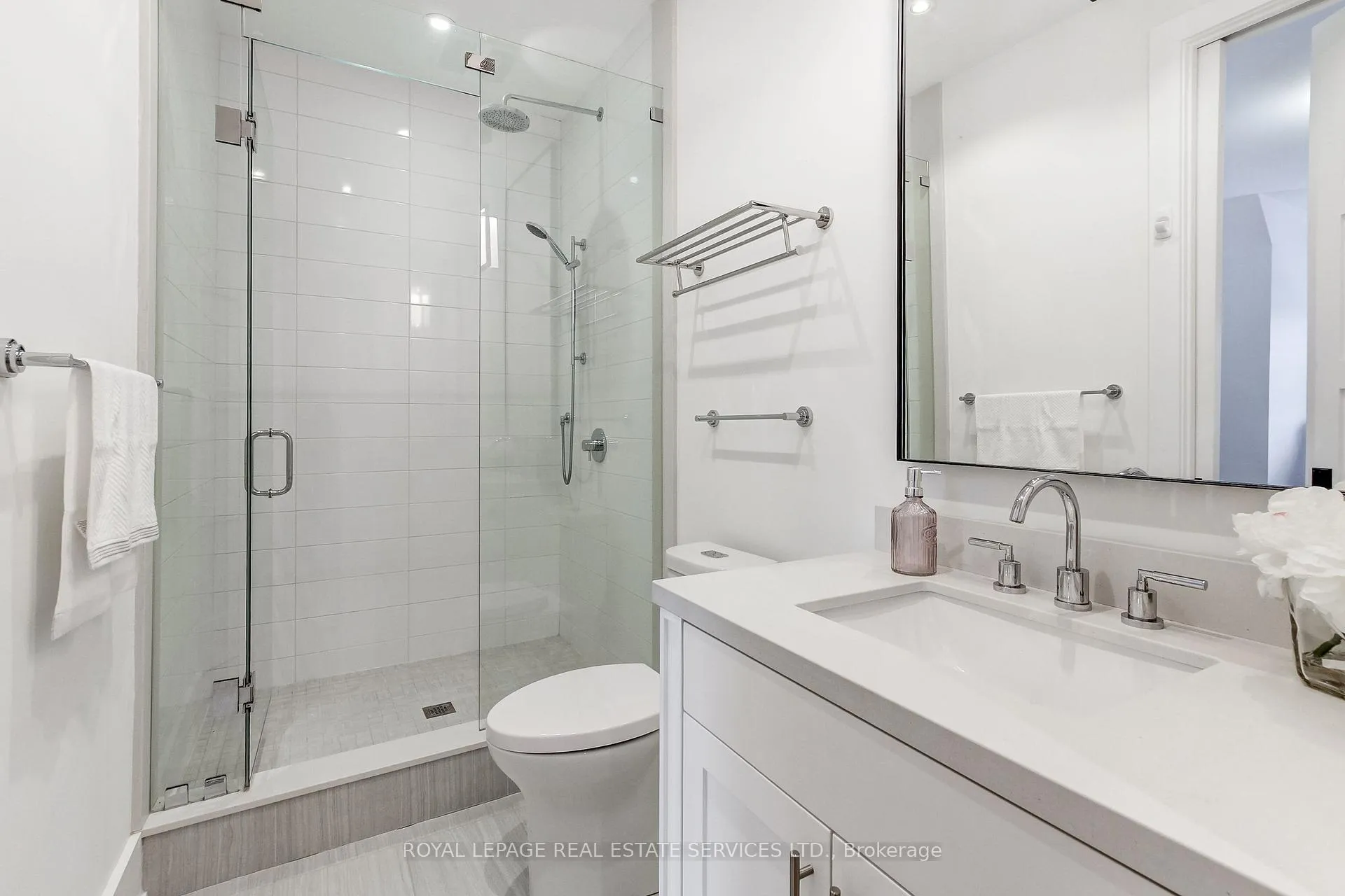 Photo 42 of 433 Jeanette Drive, Oakville, West — HOMEH