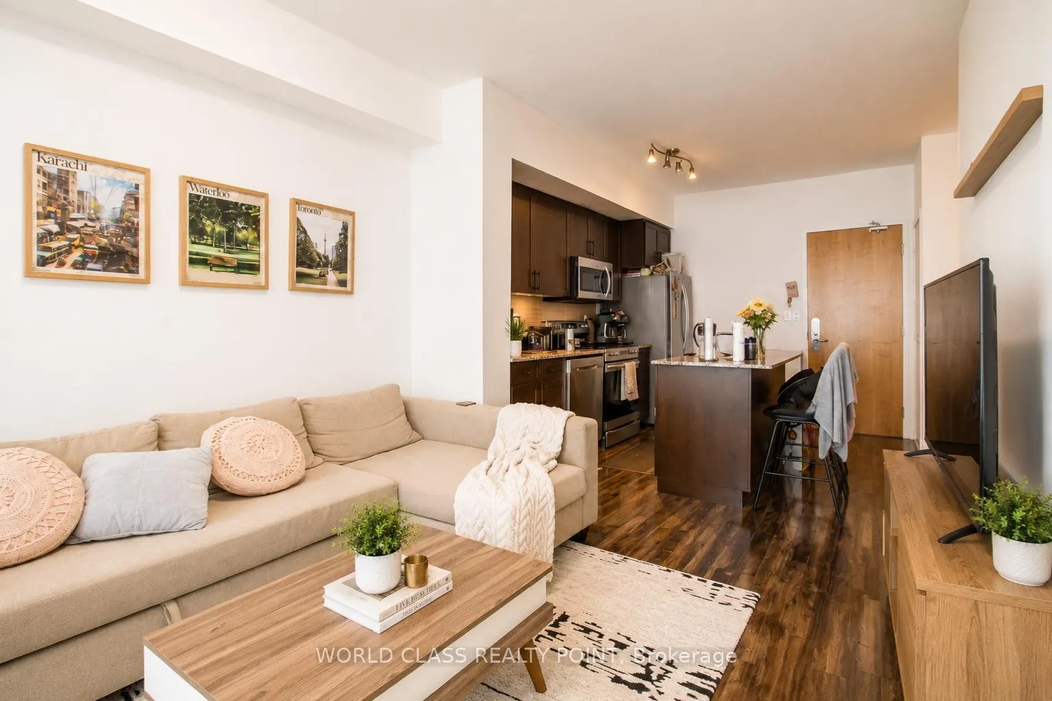 Photo 8 of Unit 1308, 55 Bremner Boulevard, Toronto, Waterfront Communities — HOMEH