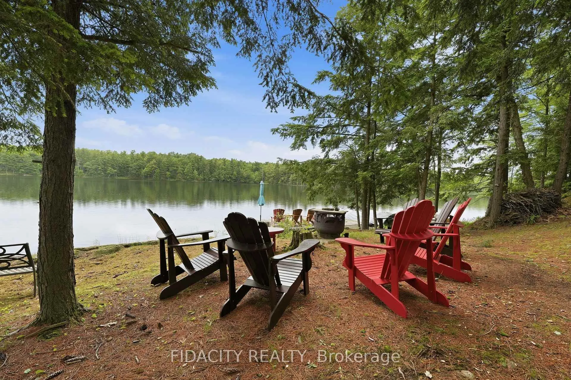 Photo 4 of 1492 Devil Lake Road, Frontenac, Frontenac South — HOMEH