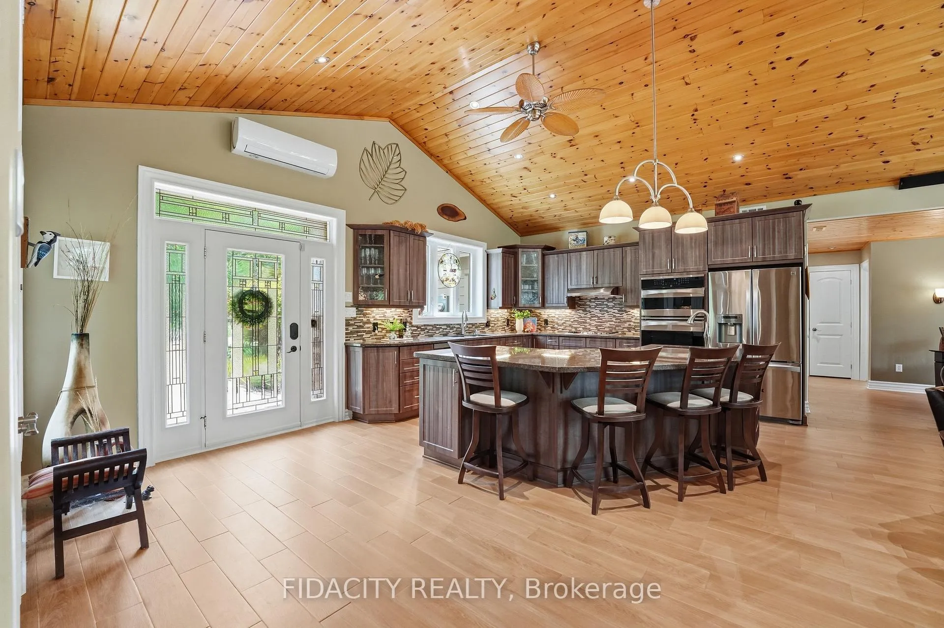 Photo 8 of 1492 Devil Lake Road, Frontenac, Frontenac South — HOMEH