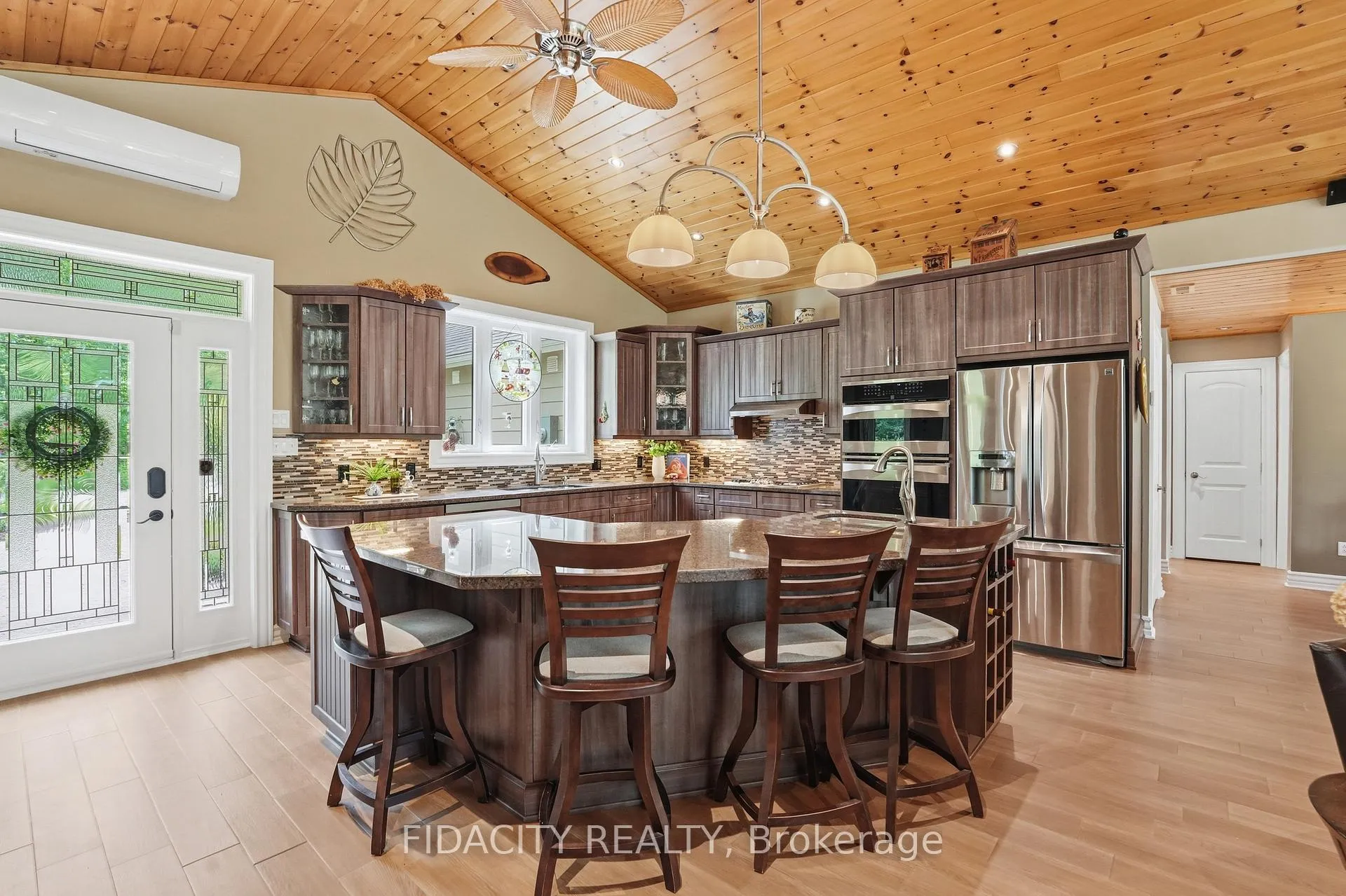Photo 9 of 1492 Devil Lake Road, Frontenac, Frontenac South — HOMEH
