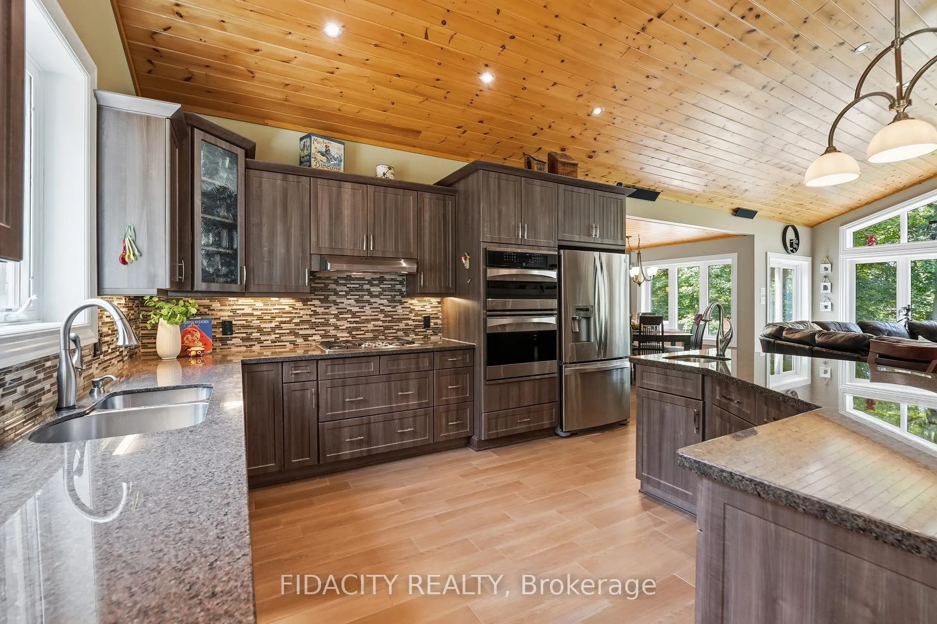 Photo 15 of 1492 Devil Lake Road, Frontenac, Frontenac South — HOMEH