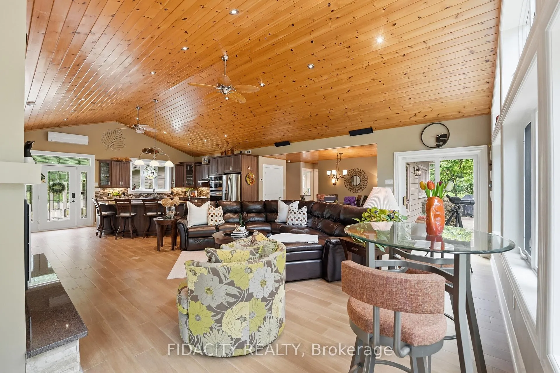 Photo 18 of 1492 Devil Lake Road, Frontenac, Frontenac South — HOMEH