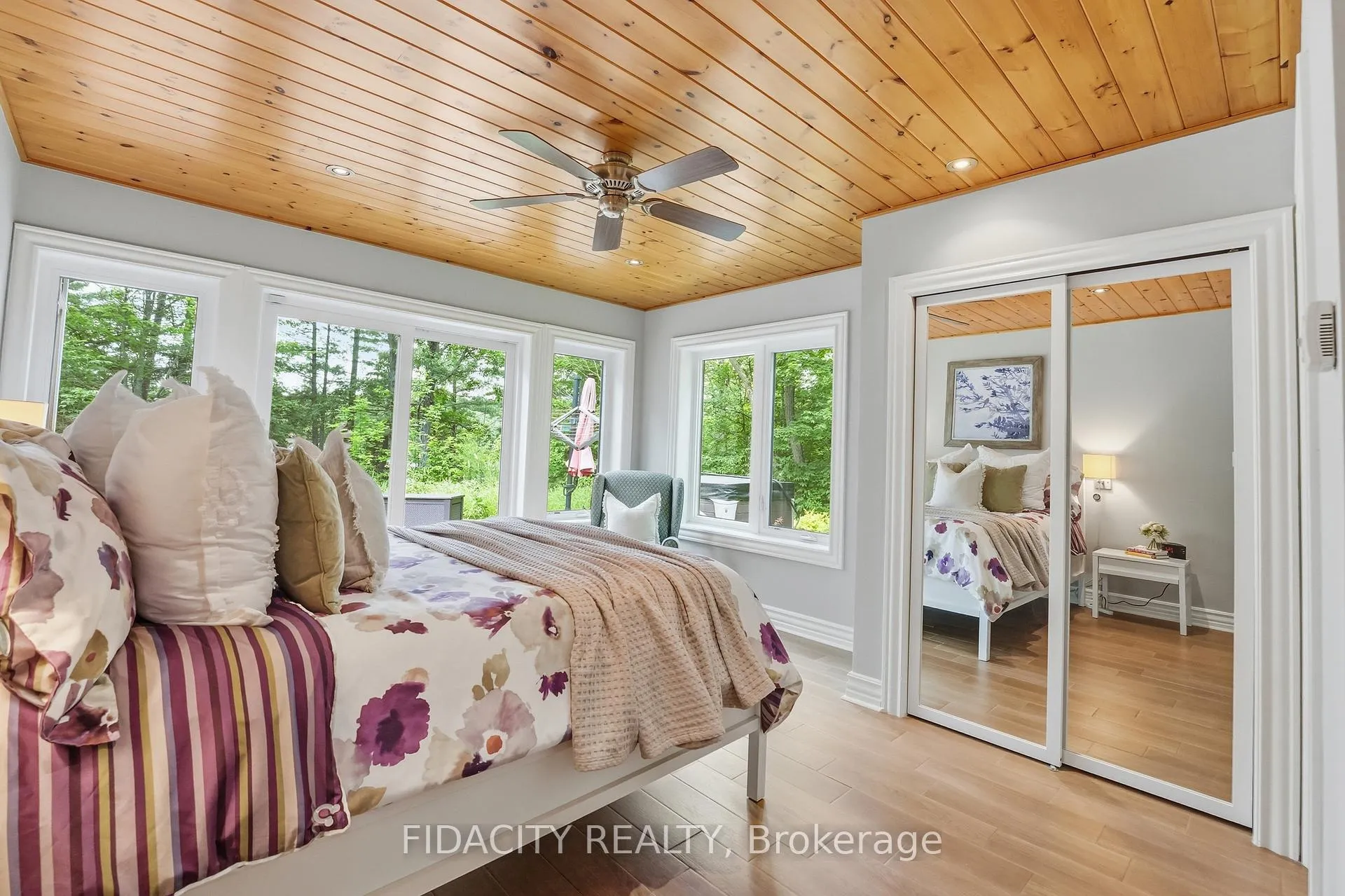 Photo 23 of 1492 Devil Lake Road, Frontenac, Frontenac South — HOMEH