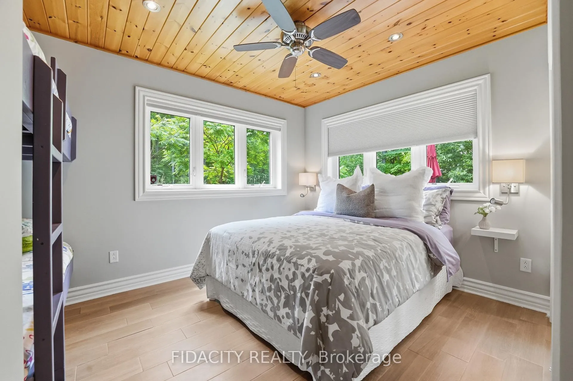 Photo 32 of 1492 Devil Lake Road, Frontenac, Frontenac South — HOMEH