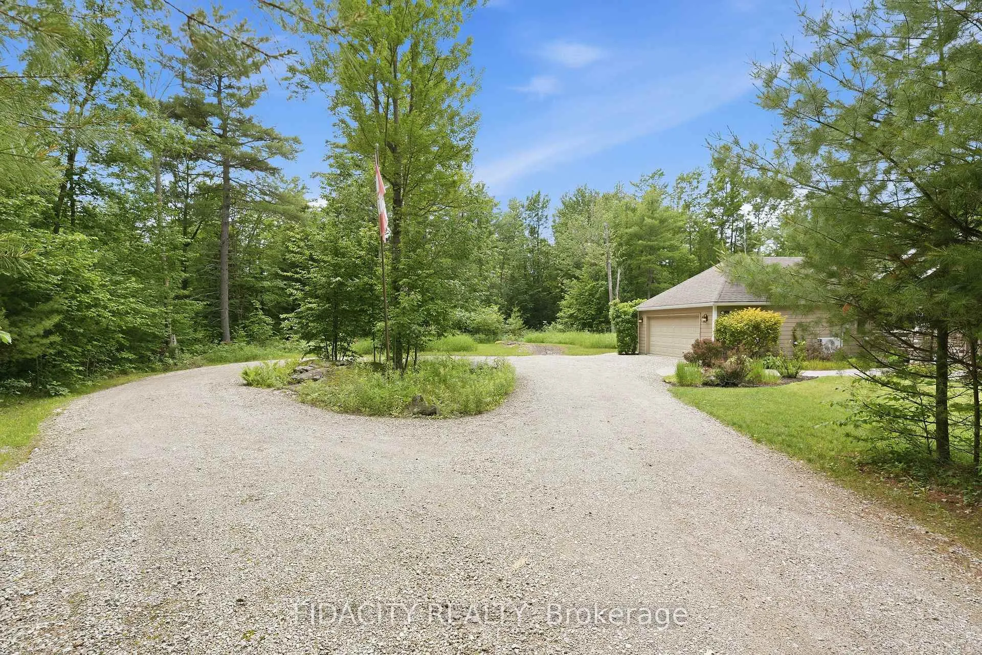 Photo 45 of 1492 Devil Lake Road, Frontenac, Frontenac South — HOMEH