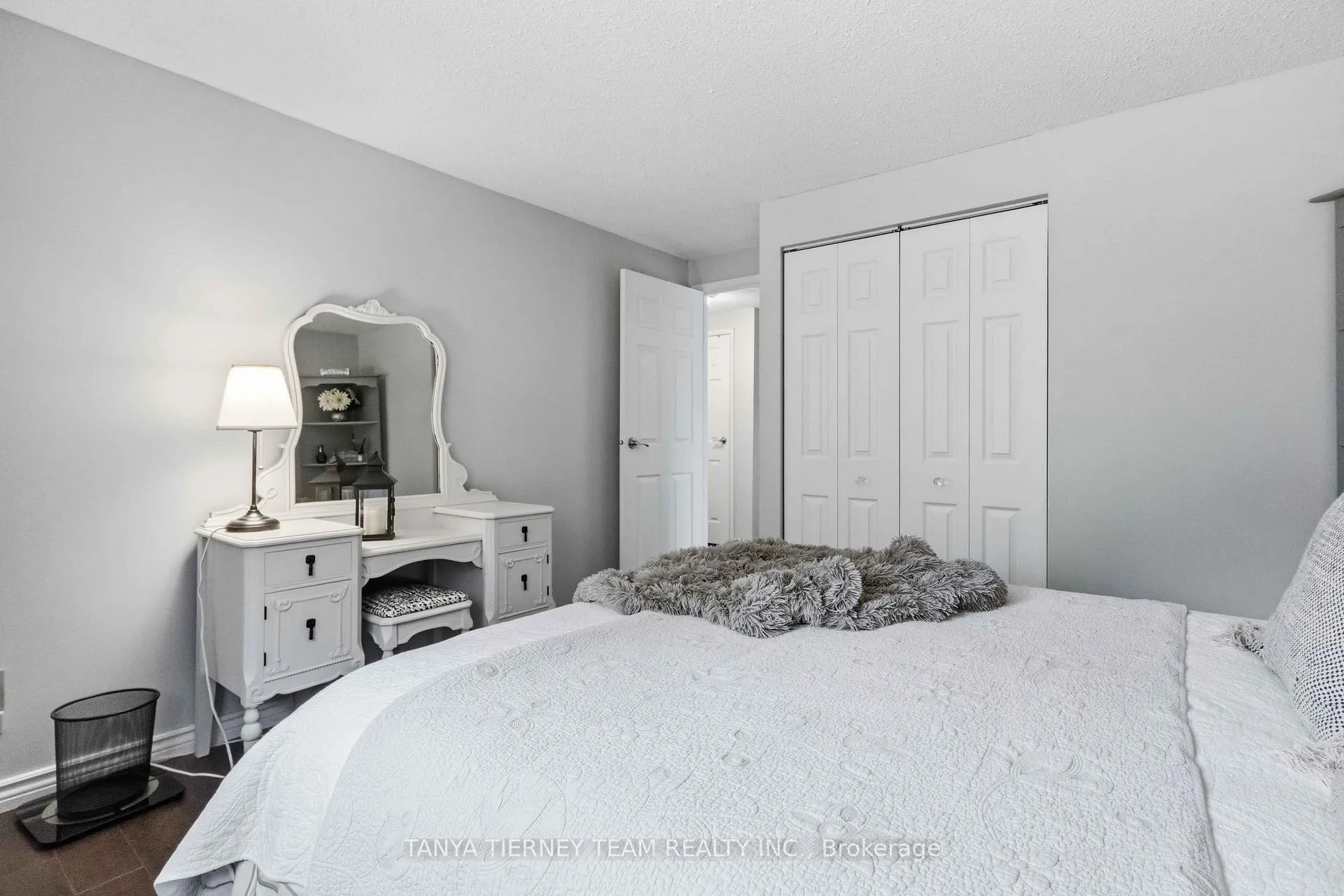 Photo 29 of 215 Seneca Avenue, Oshawa, Samac — HOMEH