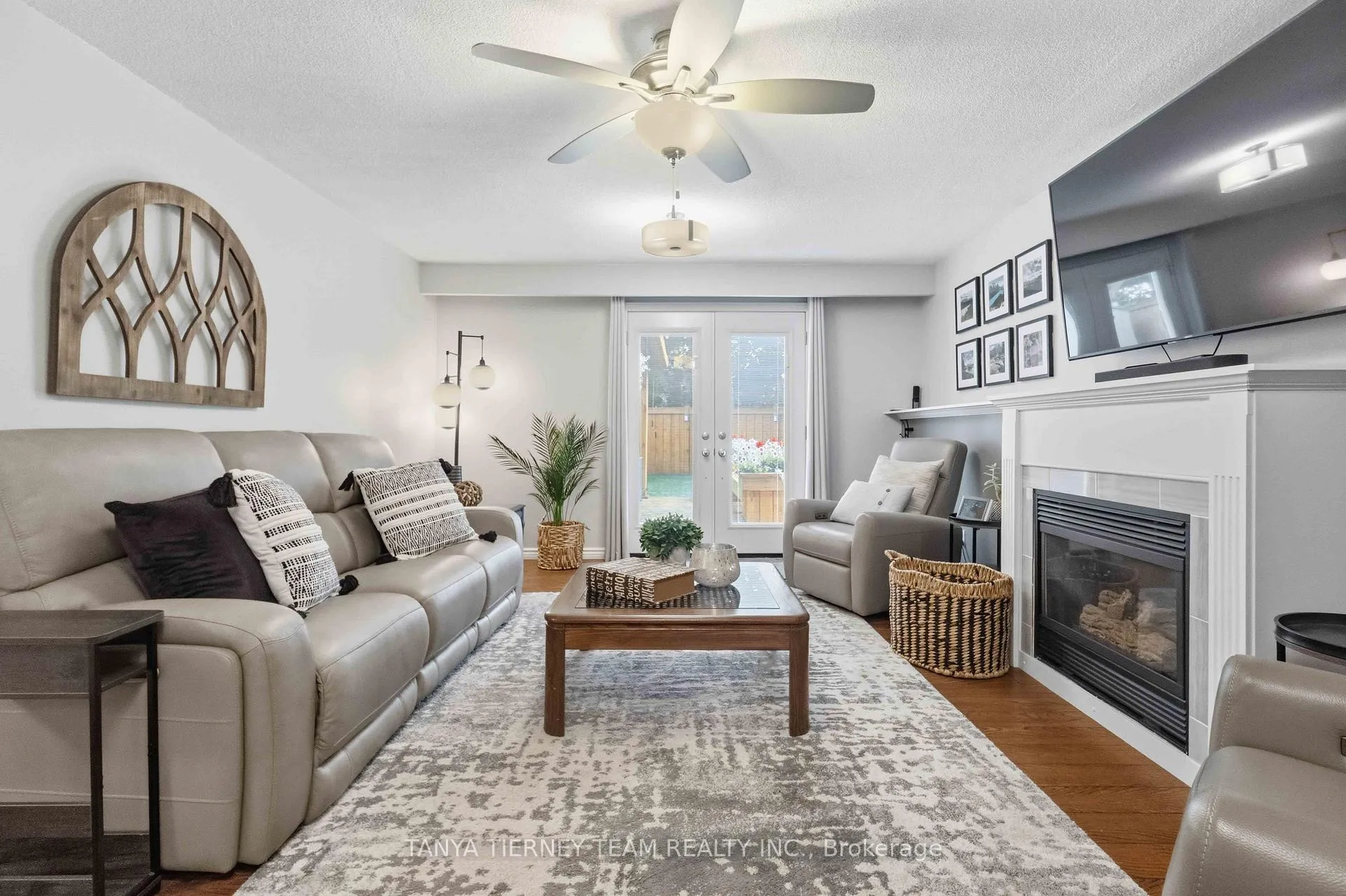 Photo 35 of 215 Seneca Avenue, Oshawa, Samac — HOMEH