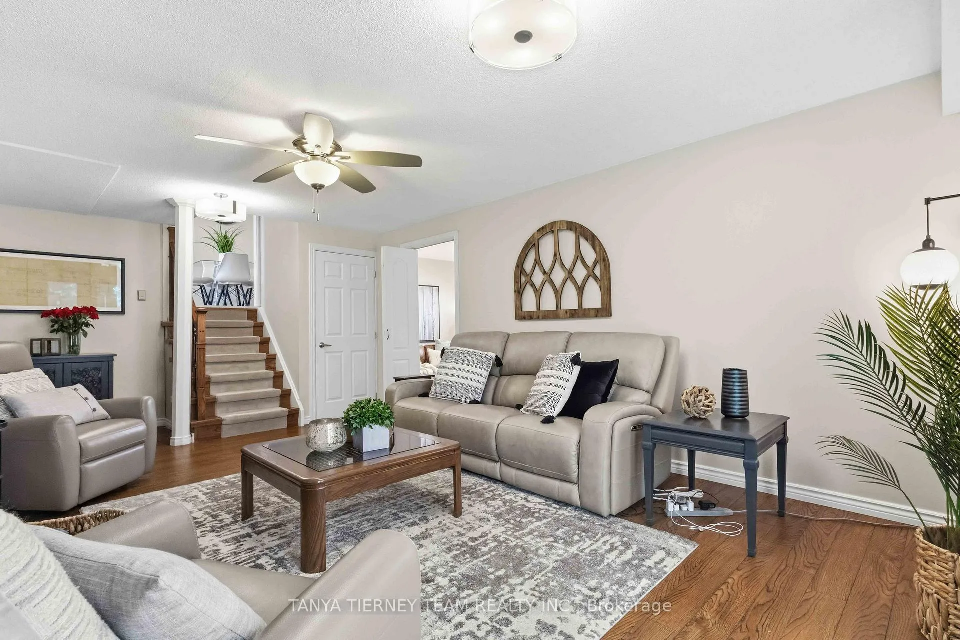 Photo 37 of 215 Seneca Avenue, Oshawa, Samac — HOMEH