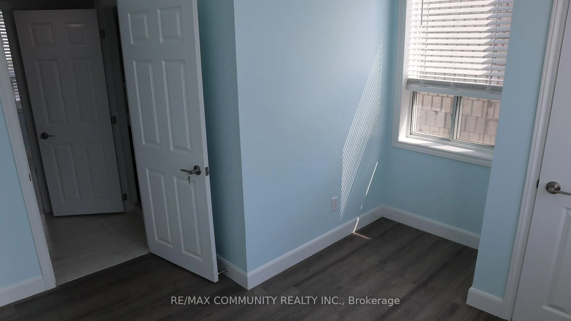 Photo 10 of Unit Apt A, 88 Bond Street, Oshawa, O'Neill — HOMEH