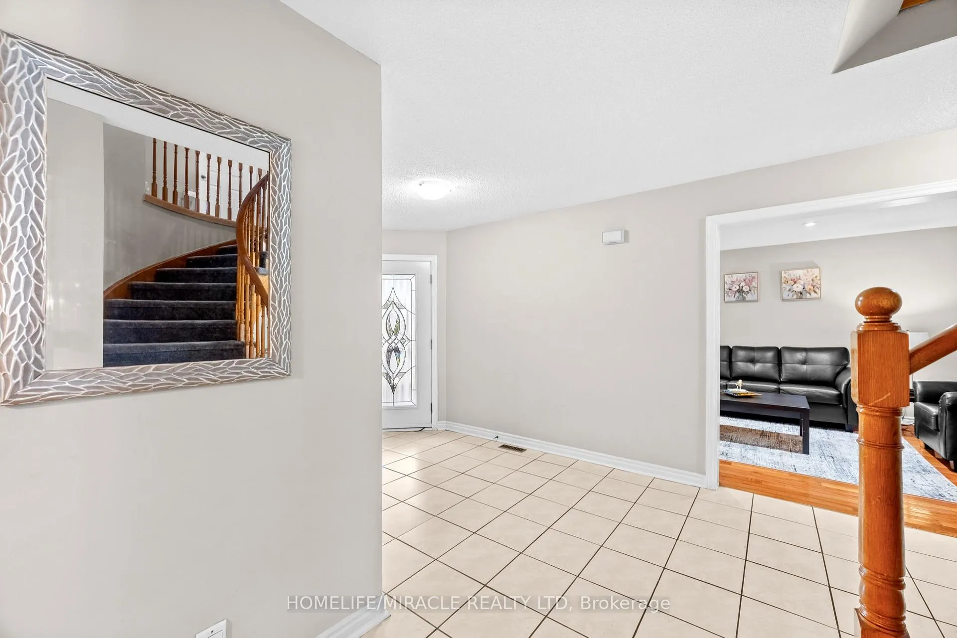 Photo 7 of 29 Nasmith Street, Brampton, Westgate — HOMEH