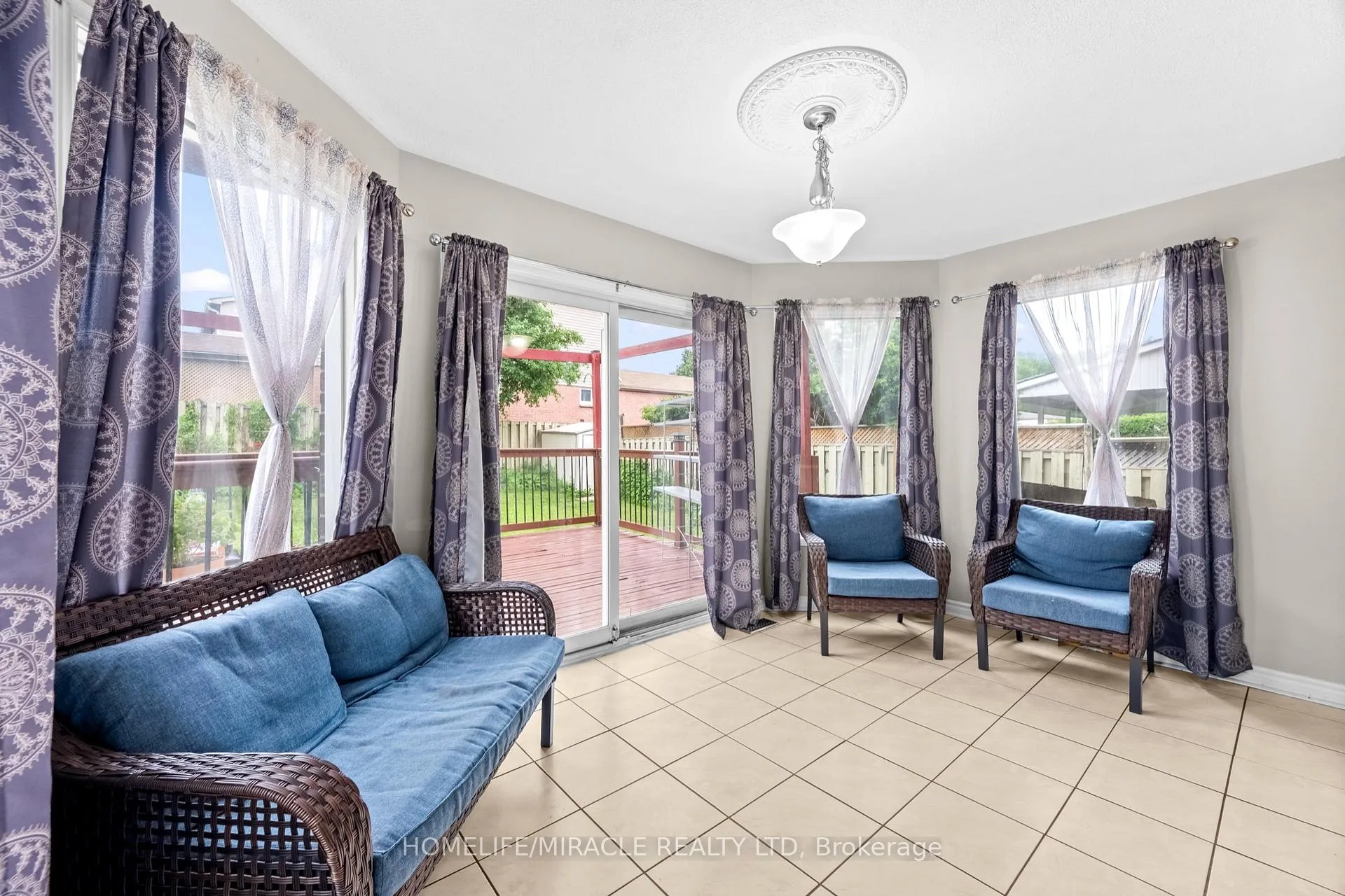 Photo 16 of 29 Nasmith Street, Brampton, Westgate — HOMEH