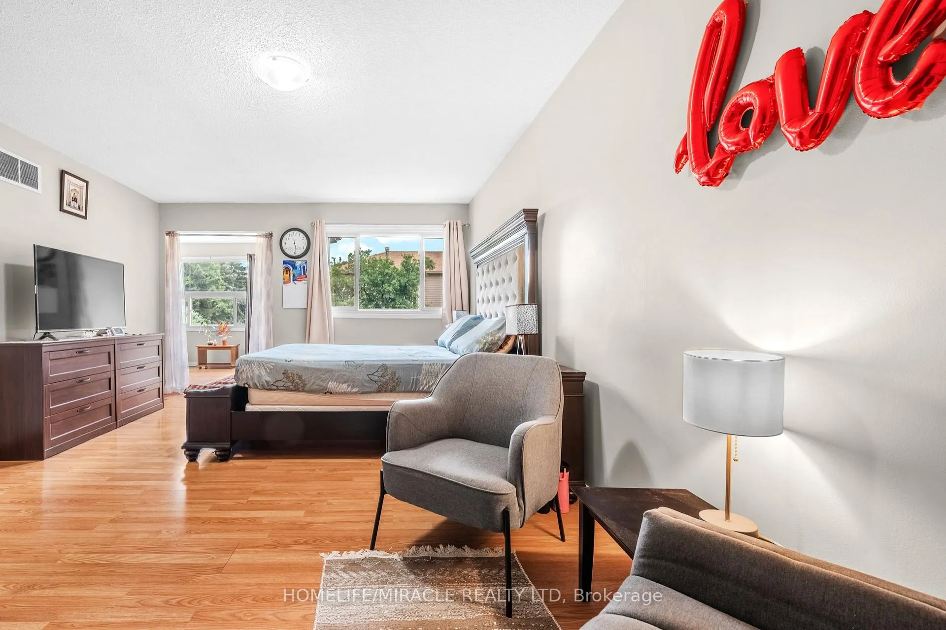 Photo 22 of 29 Nasmith Street, Brampton, Westgate — HOMEH
