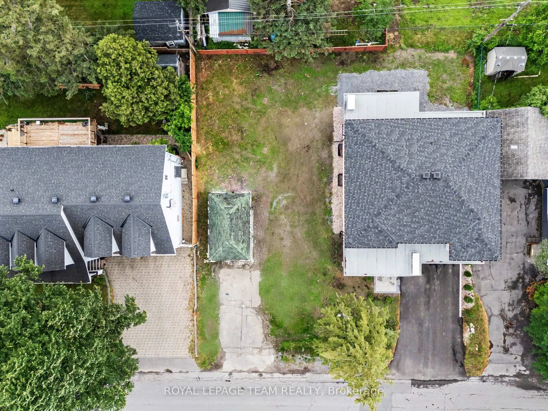 Photo 7 of 50 Lotta Avenue, Ottawa, Meadowlands/St. Claire Gardens — HOMEH
