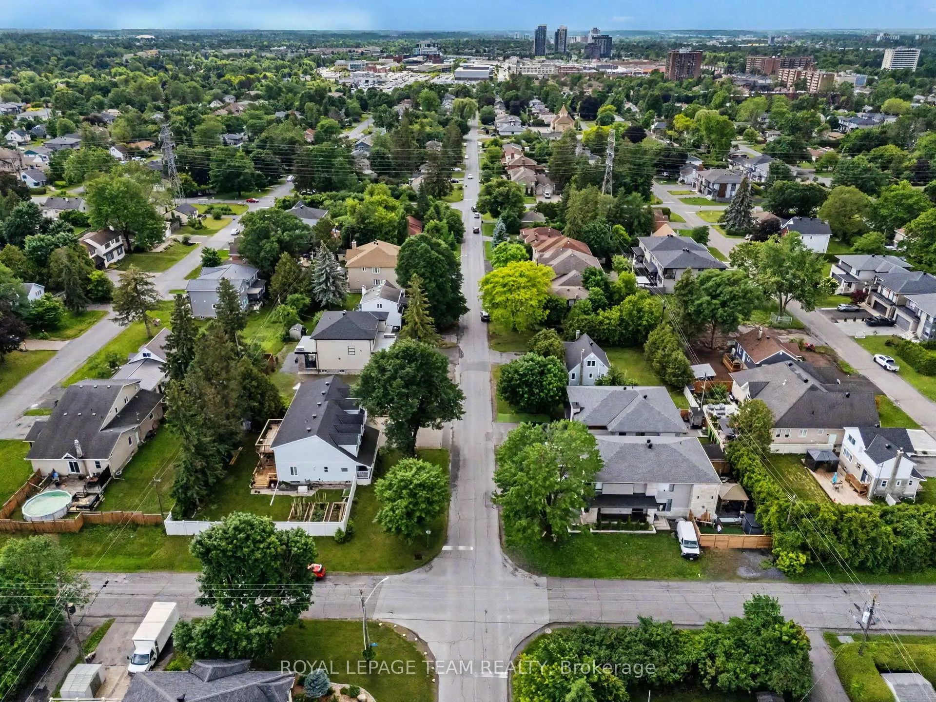 Photo 15 of 50 Lotta Avenue, Ottawa, Meadowlands/St. Claire Gardens — HOMEH