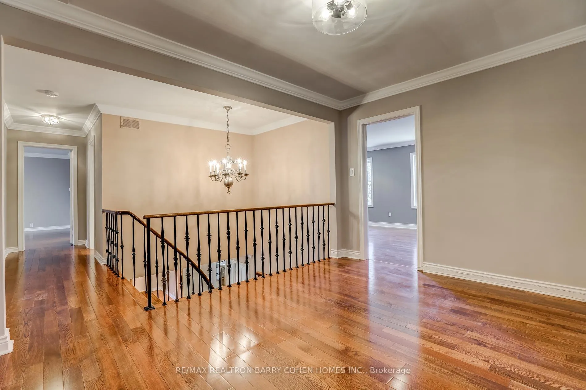 Photo 20 of 9 Sonata Crescent, North York, Banbury-Don Mills — HOMEH