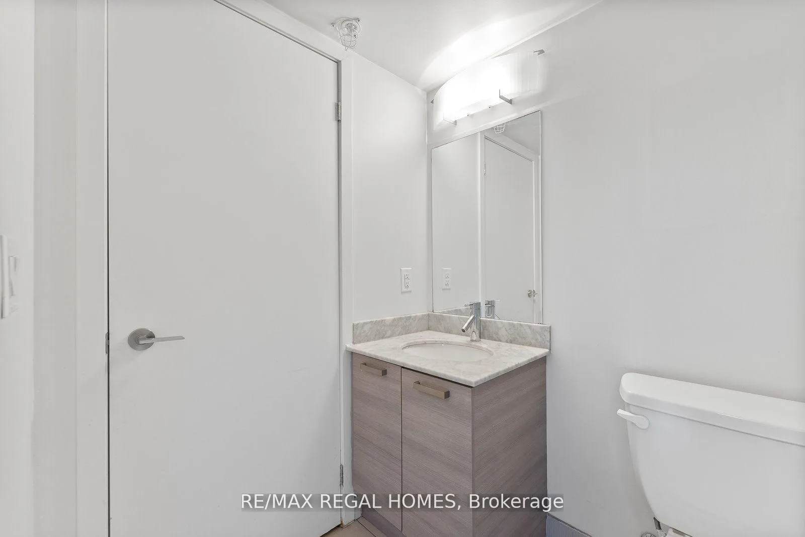 Photo 10 of Unit 1609W, 36 Lisgar Street, Toronto, Little Portugal — HOMEH
