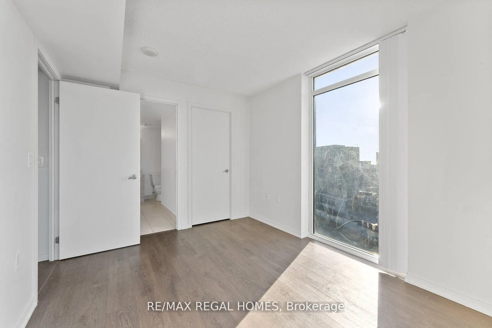 Photo 13 of Unit 1609W, 36 Lisgar Street, Toronto, Little Portugal — HOMEH
