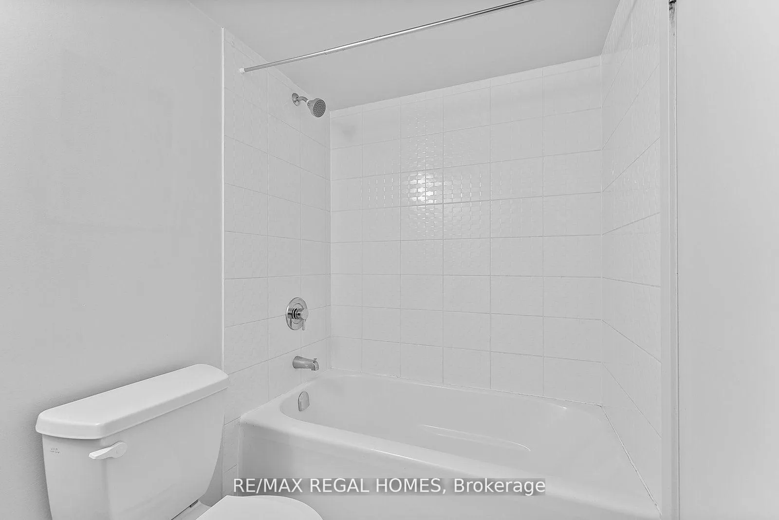 Photo 15 of Unit 1609W, 36 Lisgar Street, Toronto, Little Portugal — HOMEH
