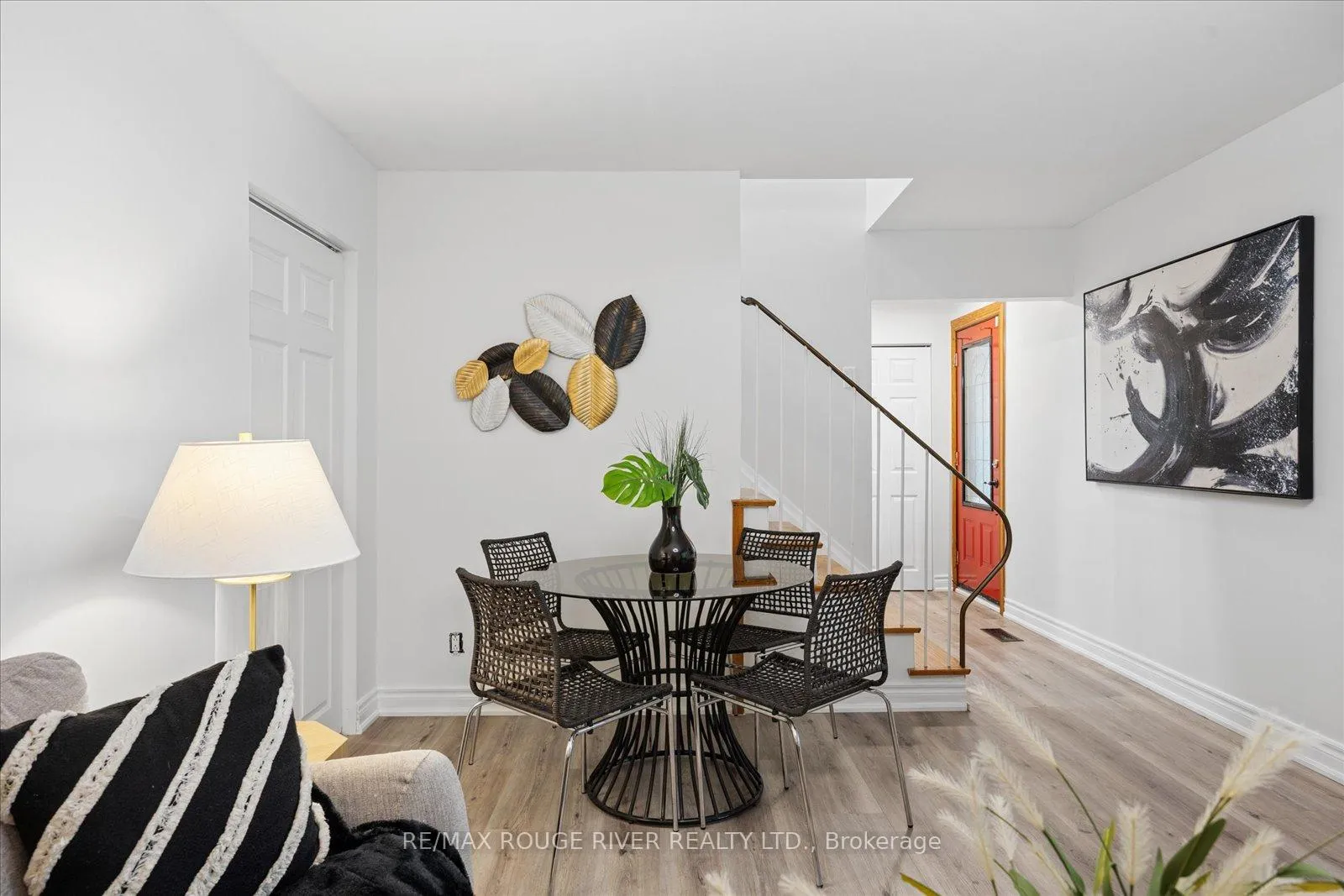 Photo 6 of 861 Douglas Avenue, Pickering, Bay Ridges — HOMEH