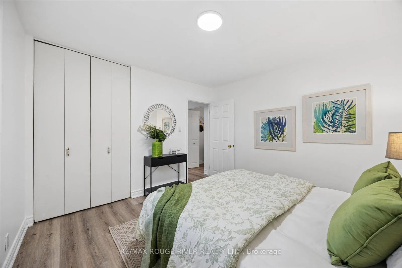 Photo 12 of 861 Douglas Avenue, Pickering, Bay Ridges — HOMEH