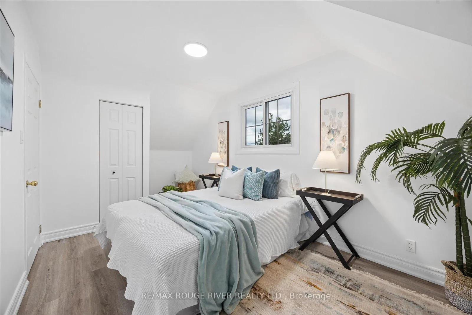 Photo 15 of 861 Douglas Avenue, Pickering, Bay Ridges — HOMEH