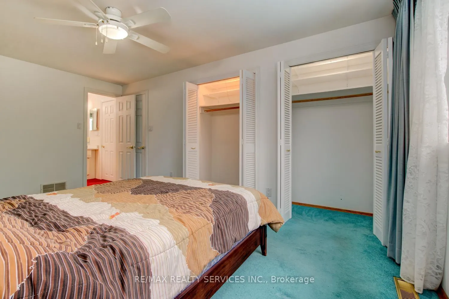 Photo 19 of 101 George Henry Boulevard, North York, Henry Farm — HOMEH