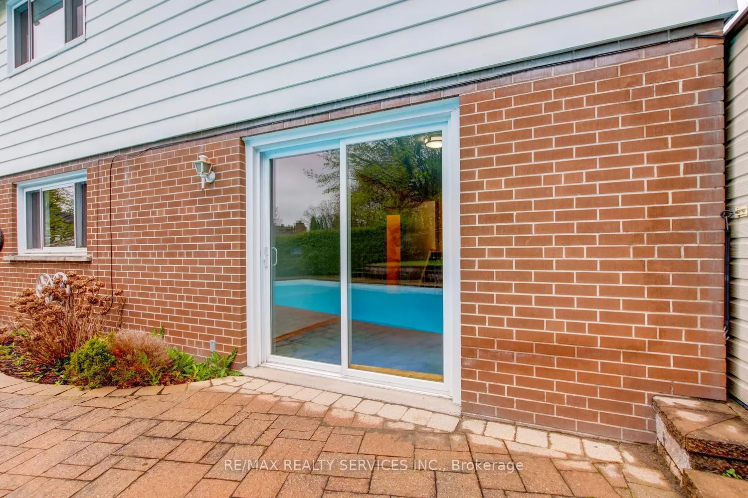 Photo 45 of 101 George Henry Boulevard, North York, Henry Farm — HOMEH